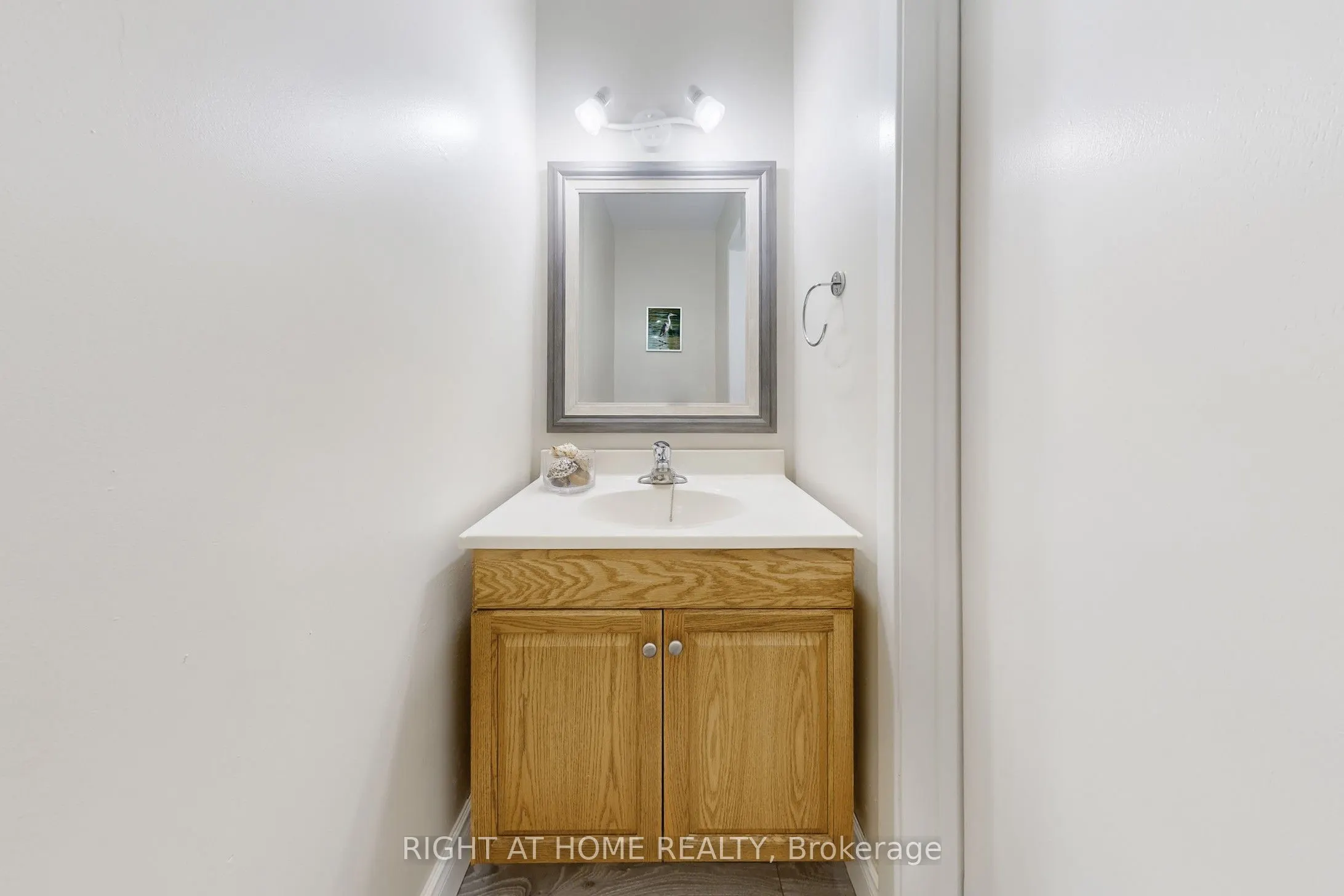 1592 Otterby Road