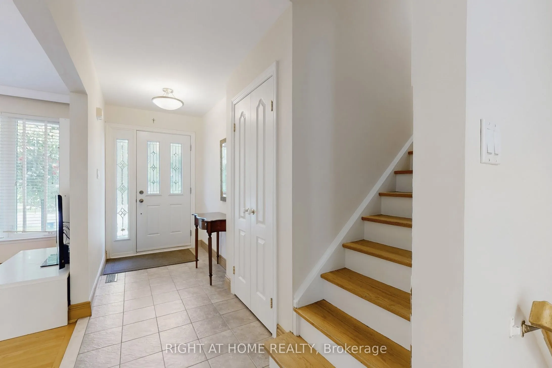 1592 Otterby Road