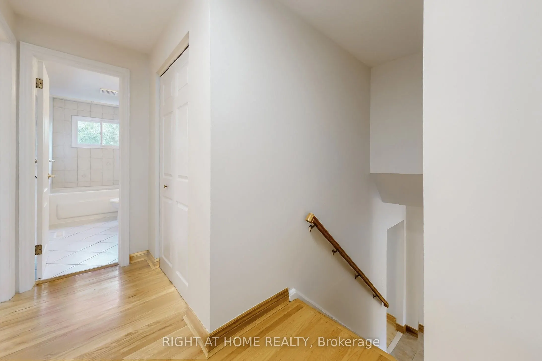 1592 Otterby Road