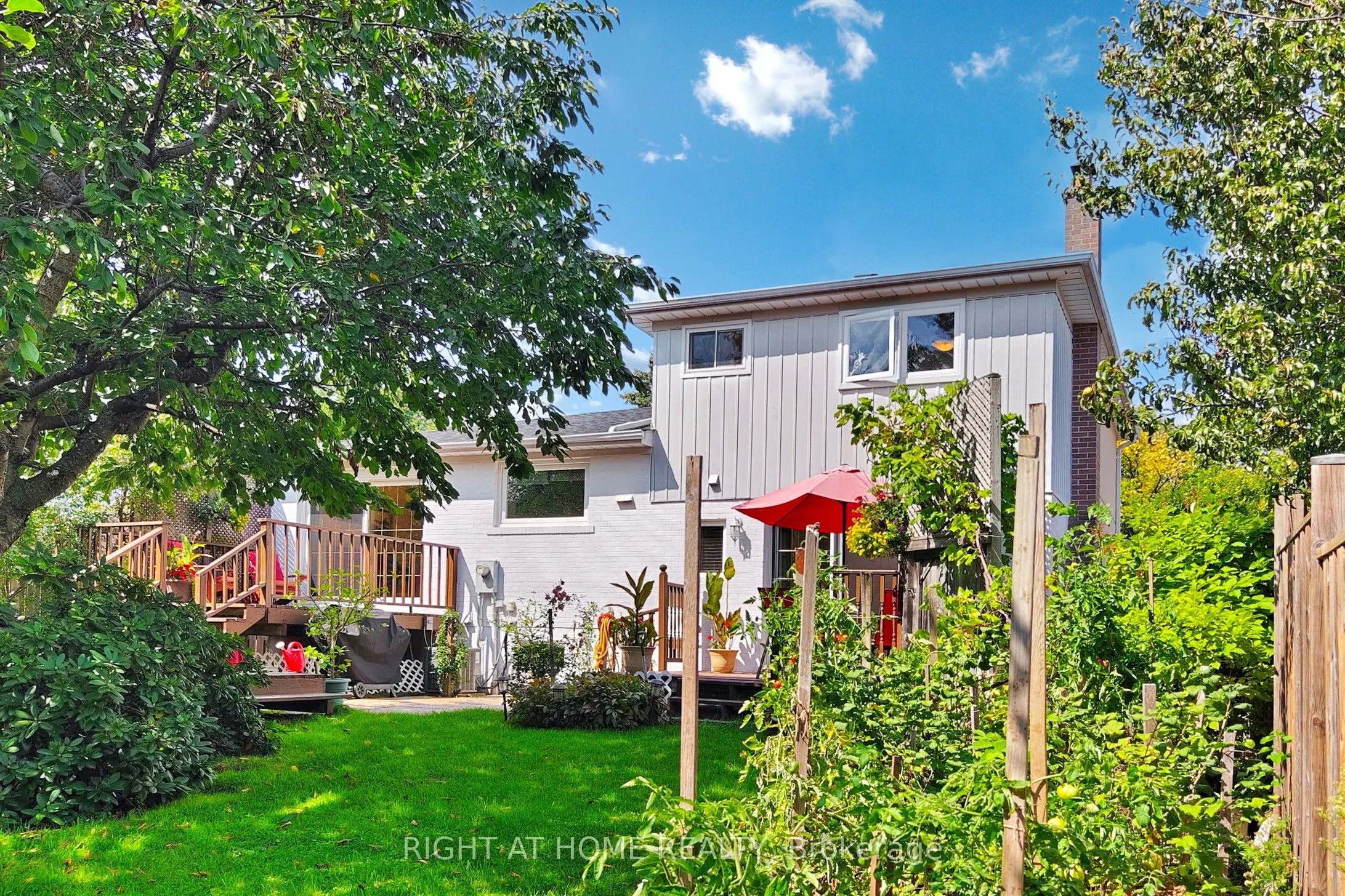 1592 Otterby Road