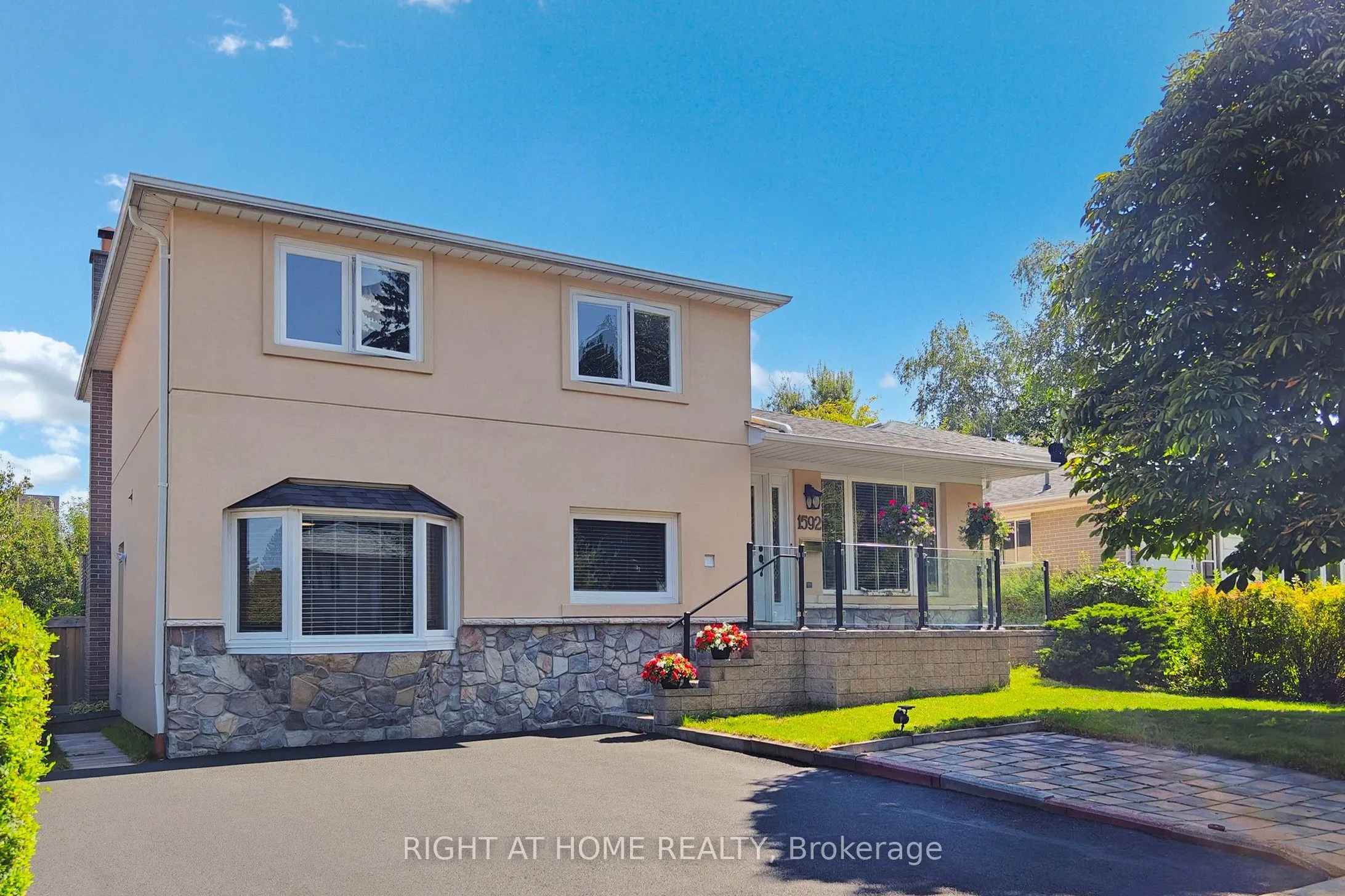 1592 Otterby Road