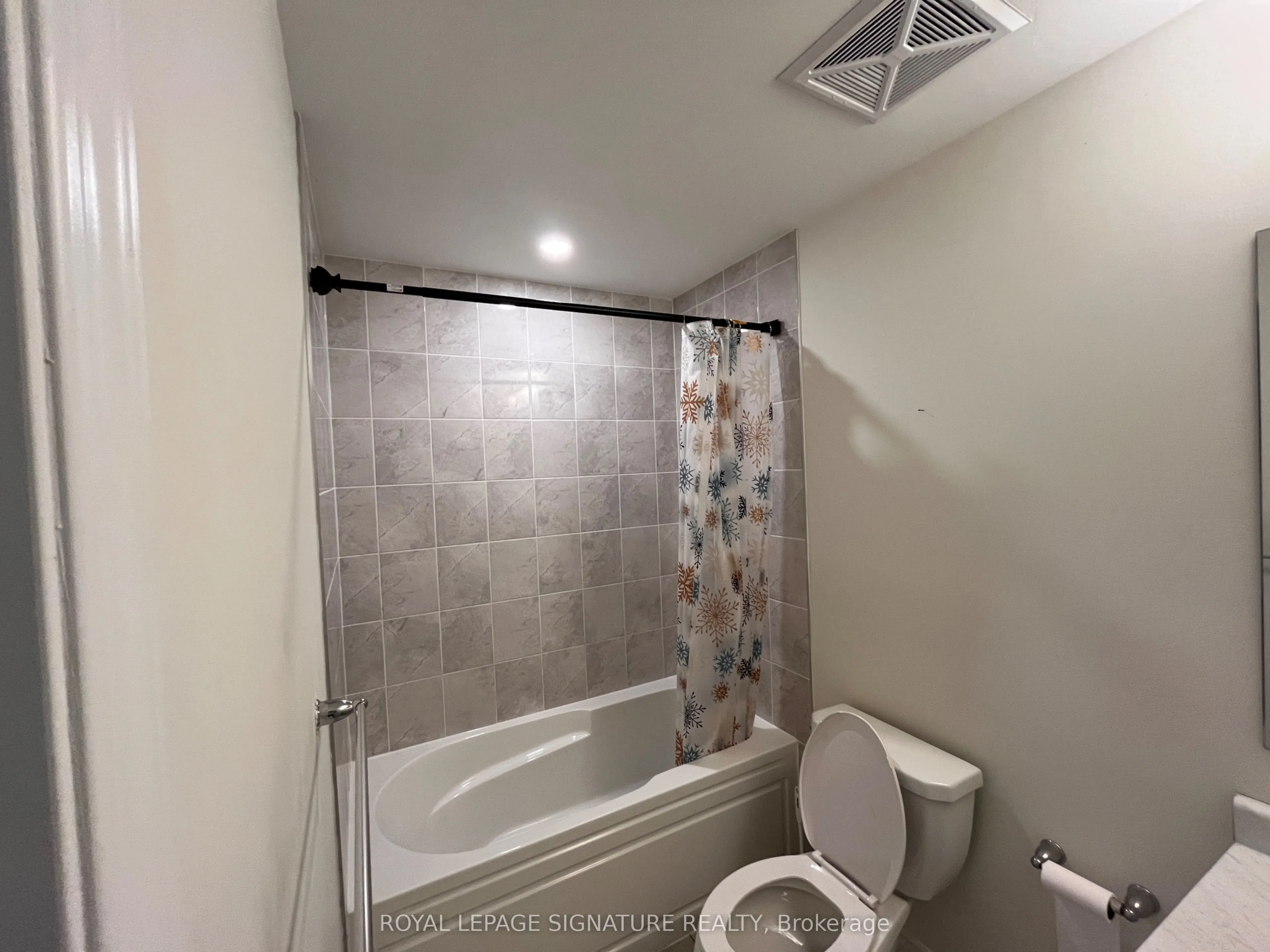 200 Lagerfield Drive, #609