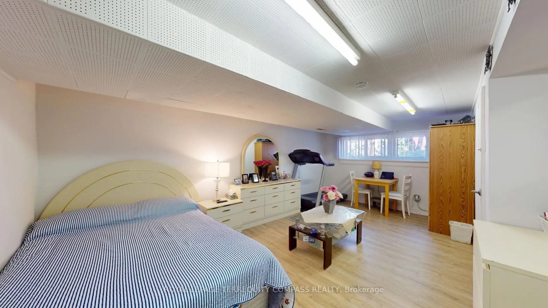11 Arrowsmith Avenue