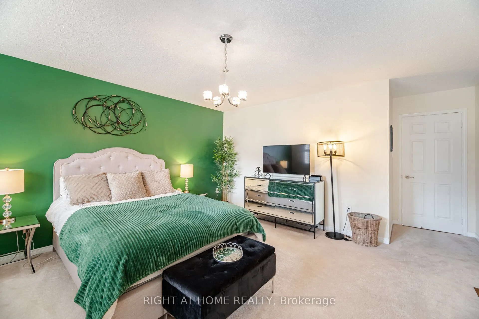 14 Duffel Crescent