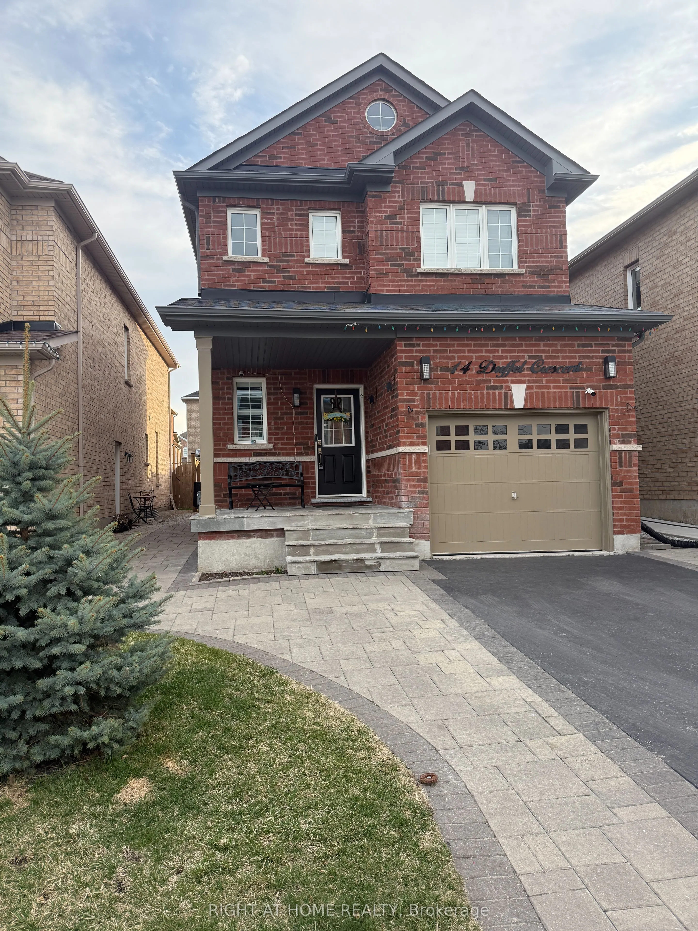 14 Duffel Crescent