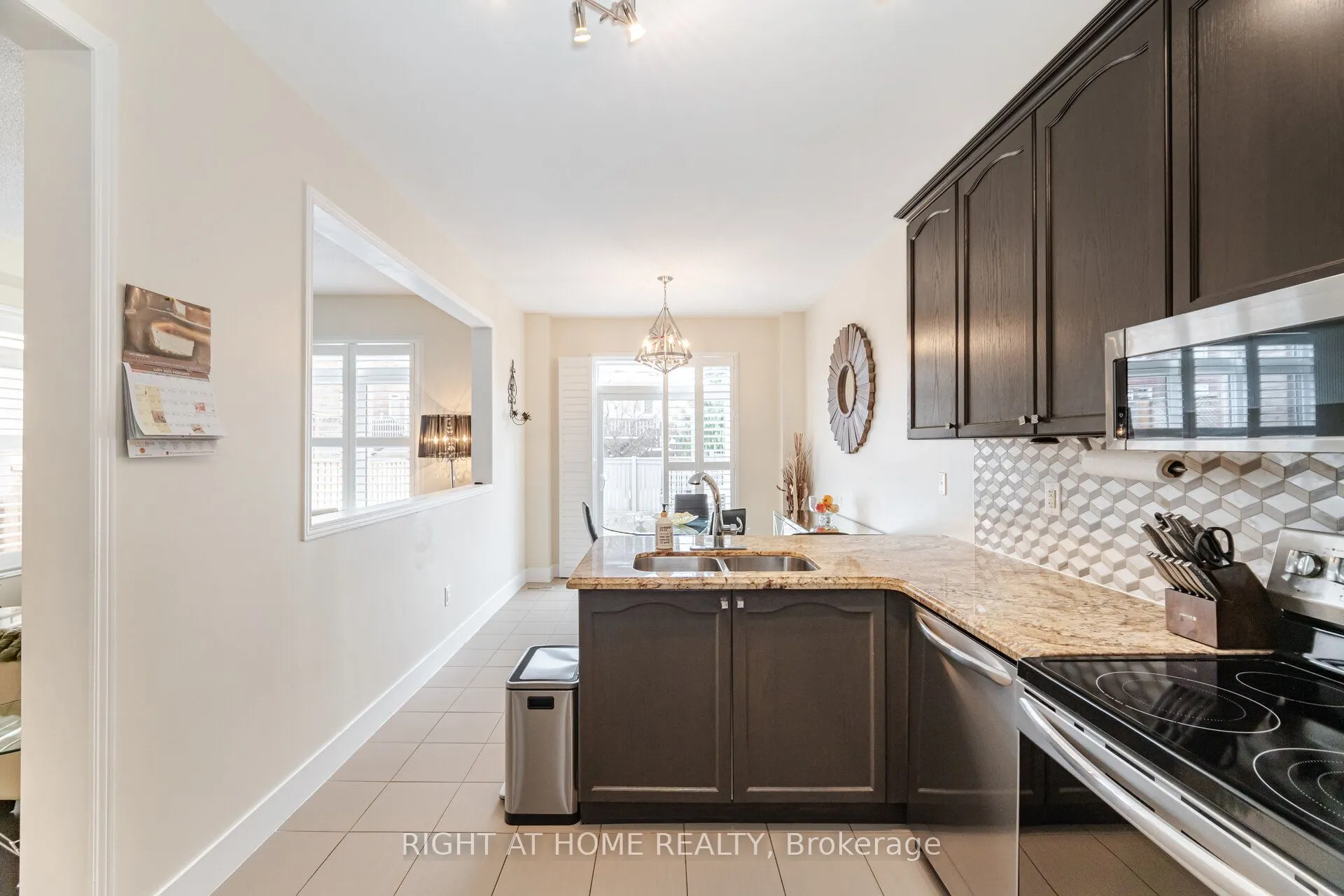14 Duffel Crescent