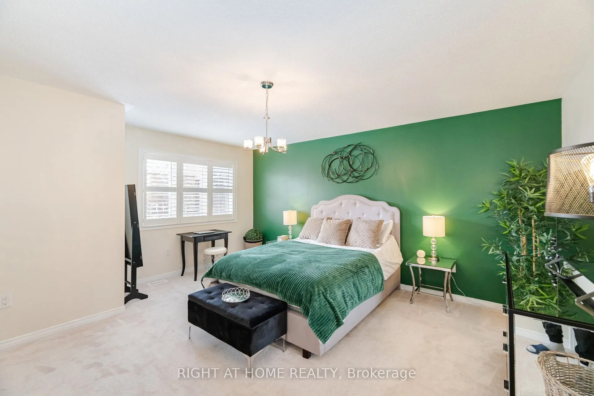 14 Duffel Crescent
