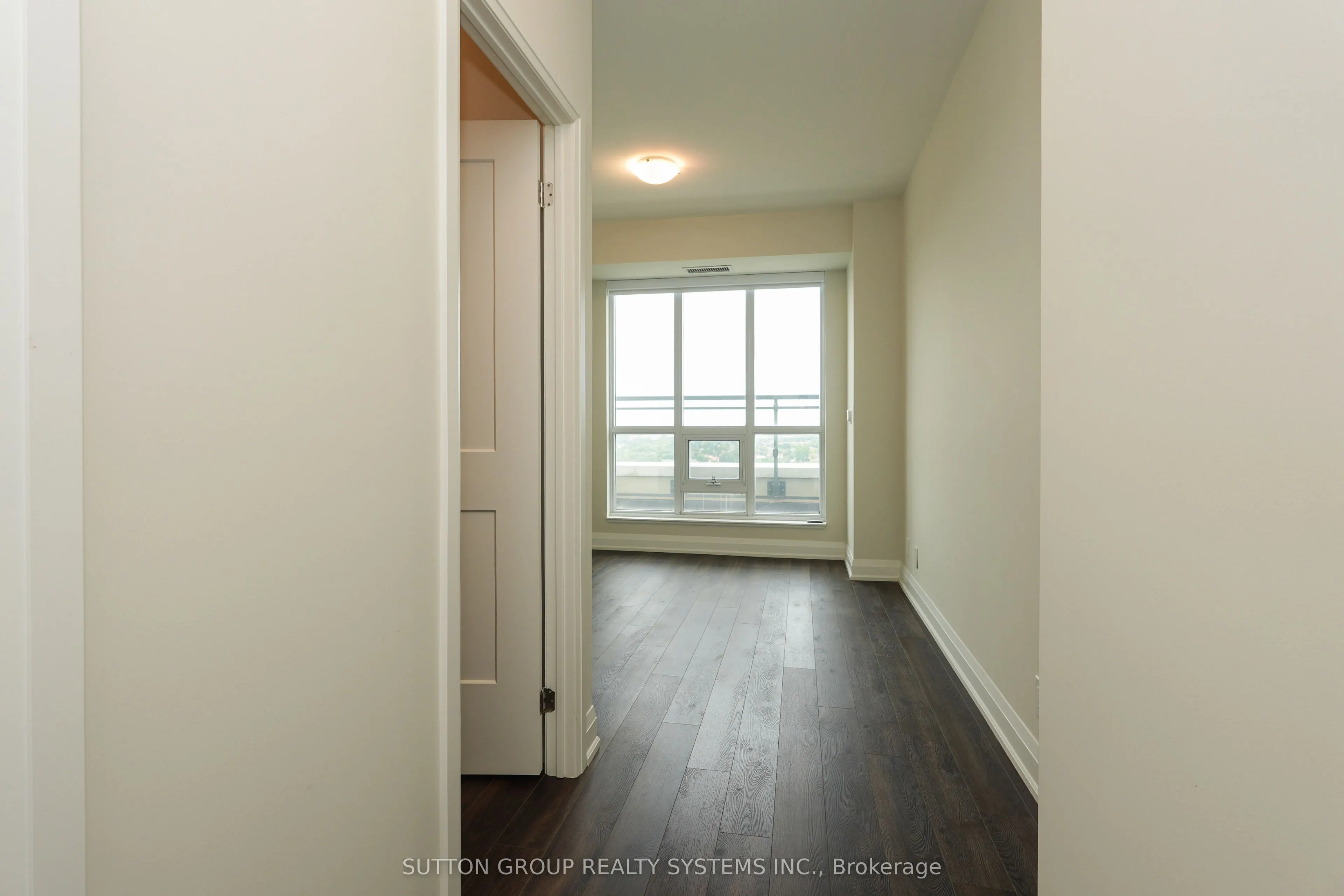 15 Lynch Street, #1801