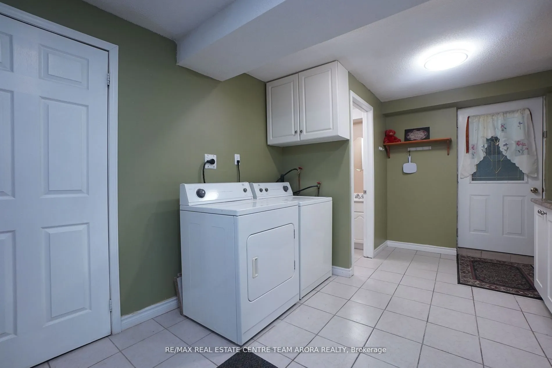 5831 Sidmouth Street, #BSMT
