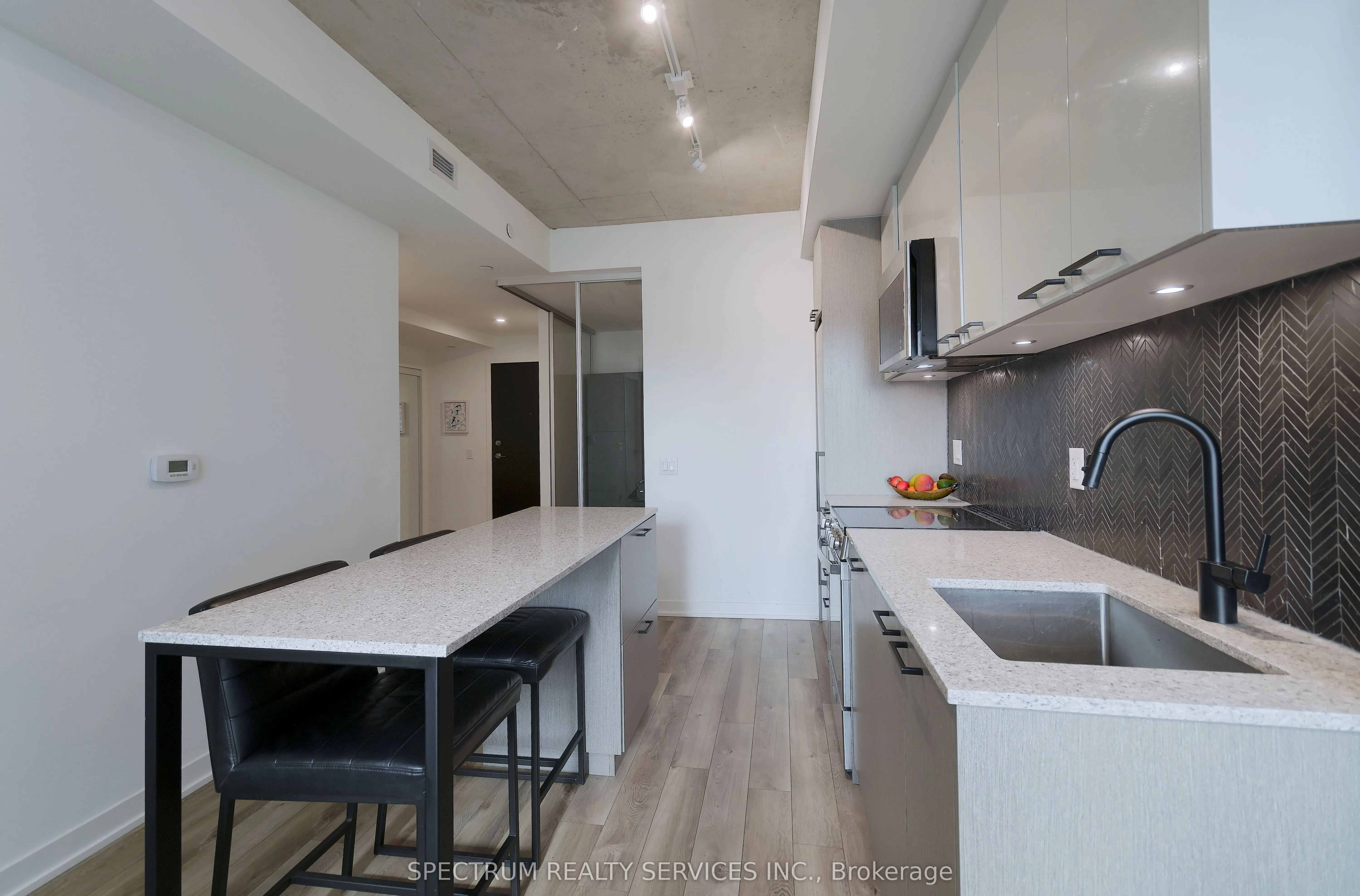1808 St. Clair Avenue W, #215