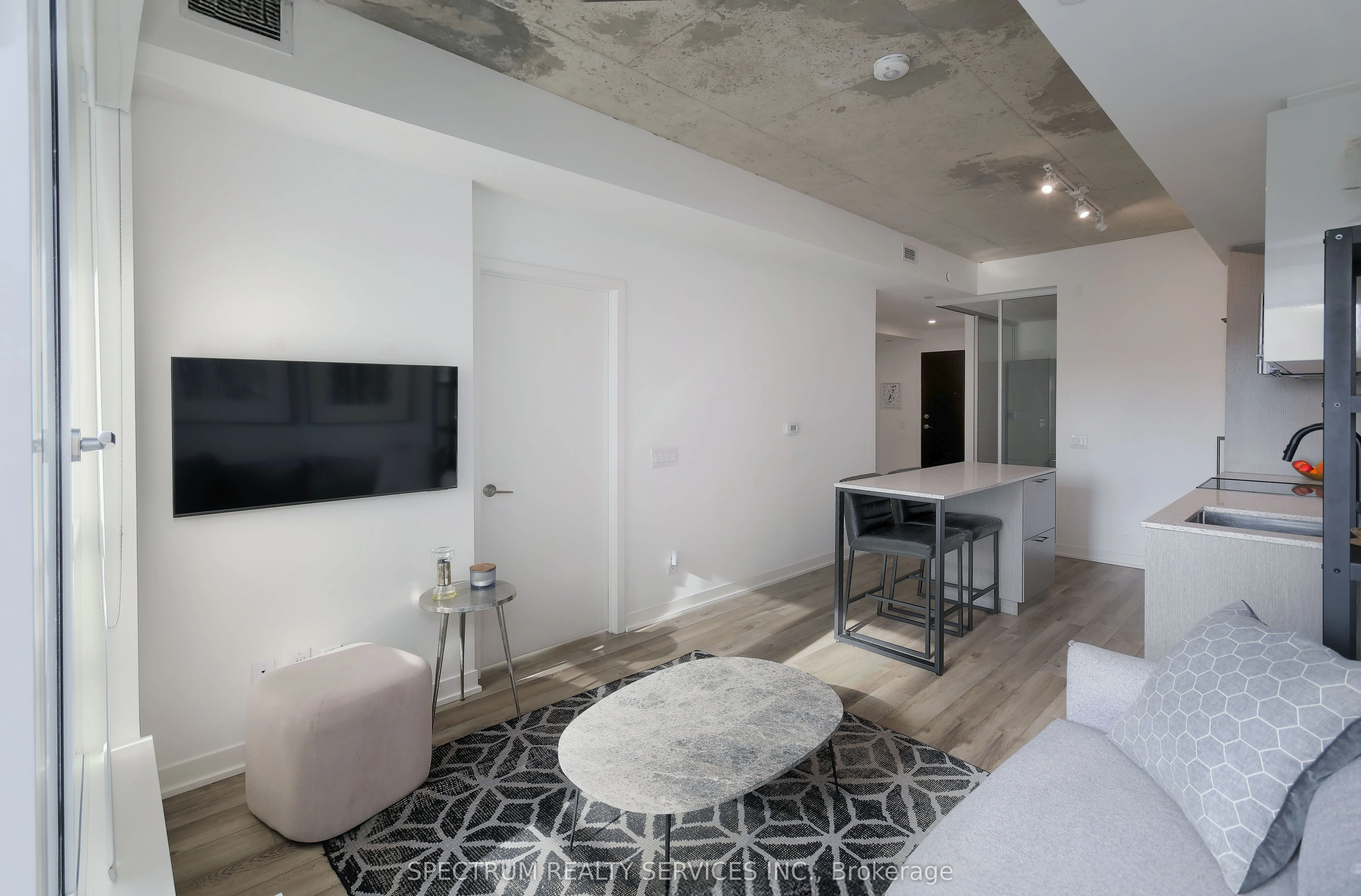 1808 St. Clair Avenue W, #215
