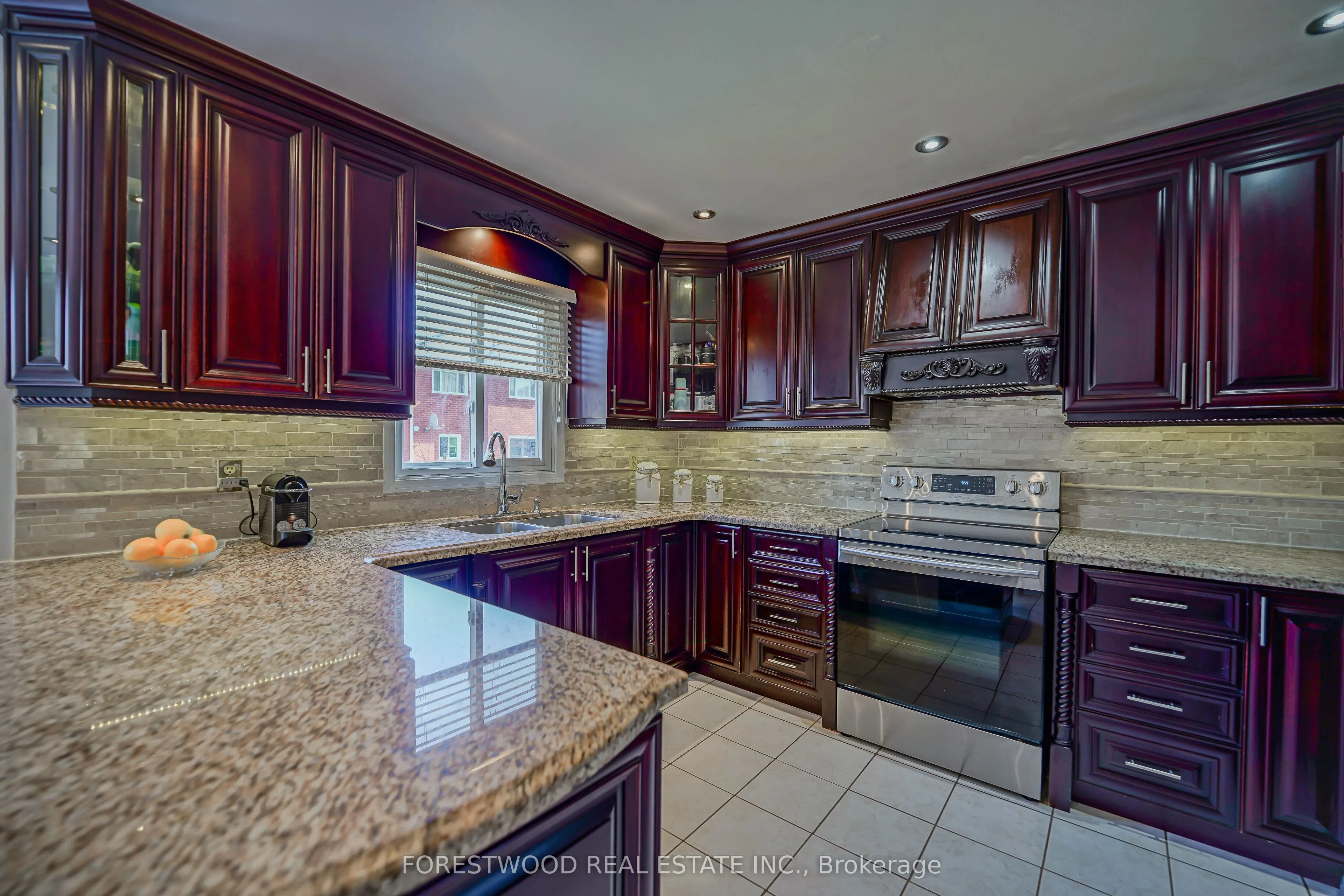 4376 Guildwood Way