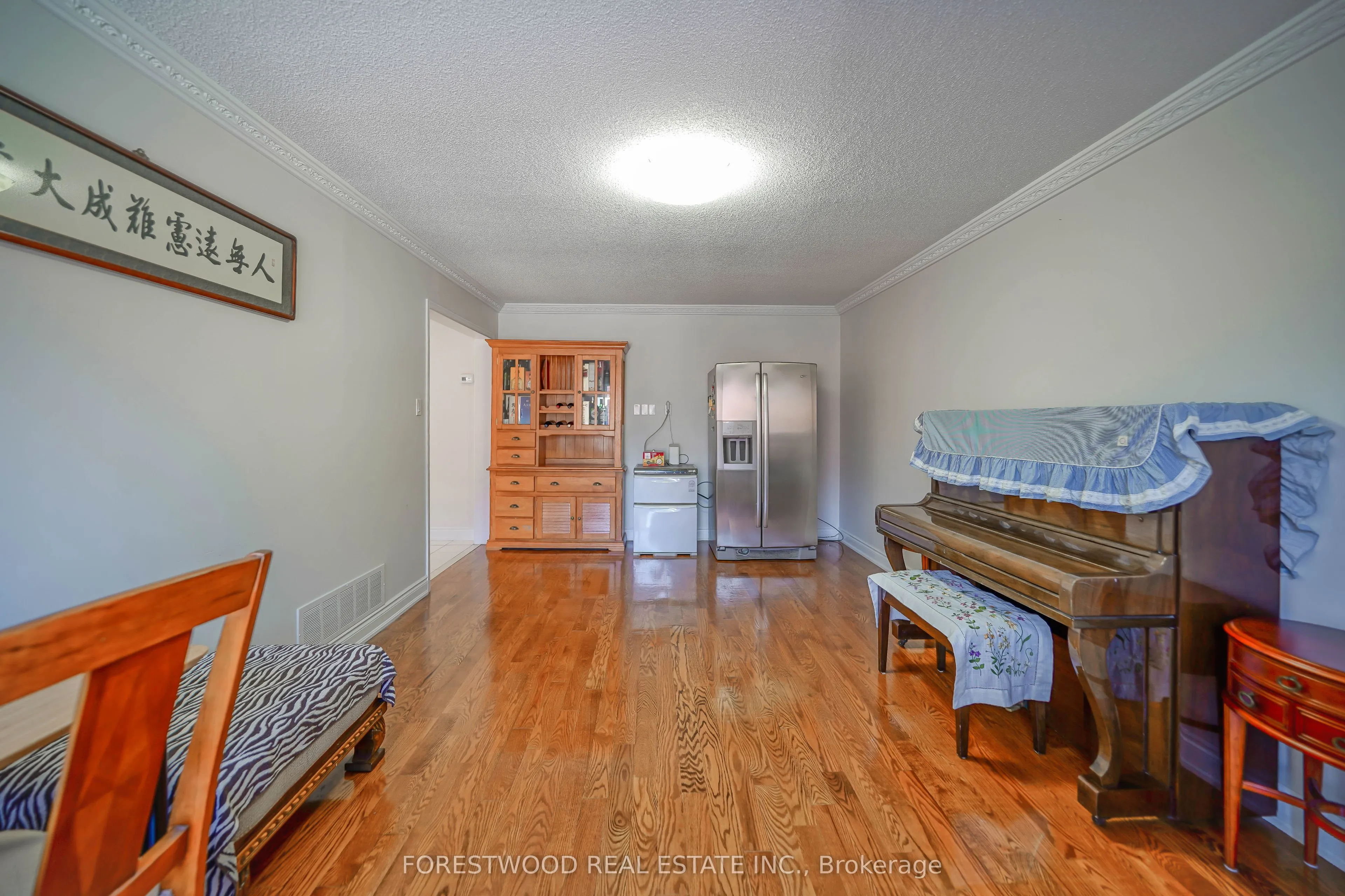 4376 Guildwood Way