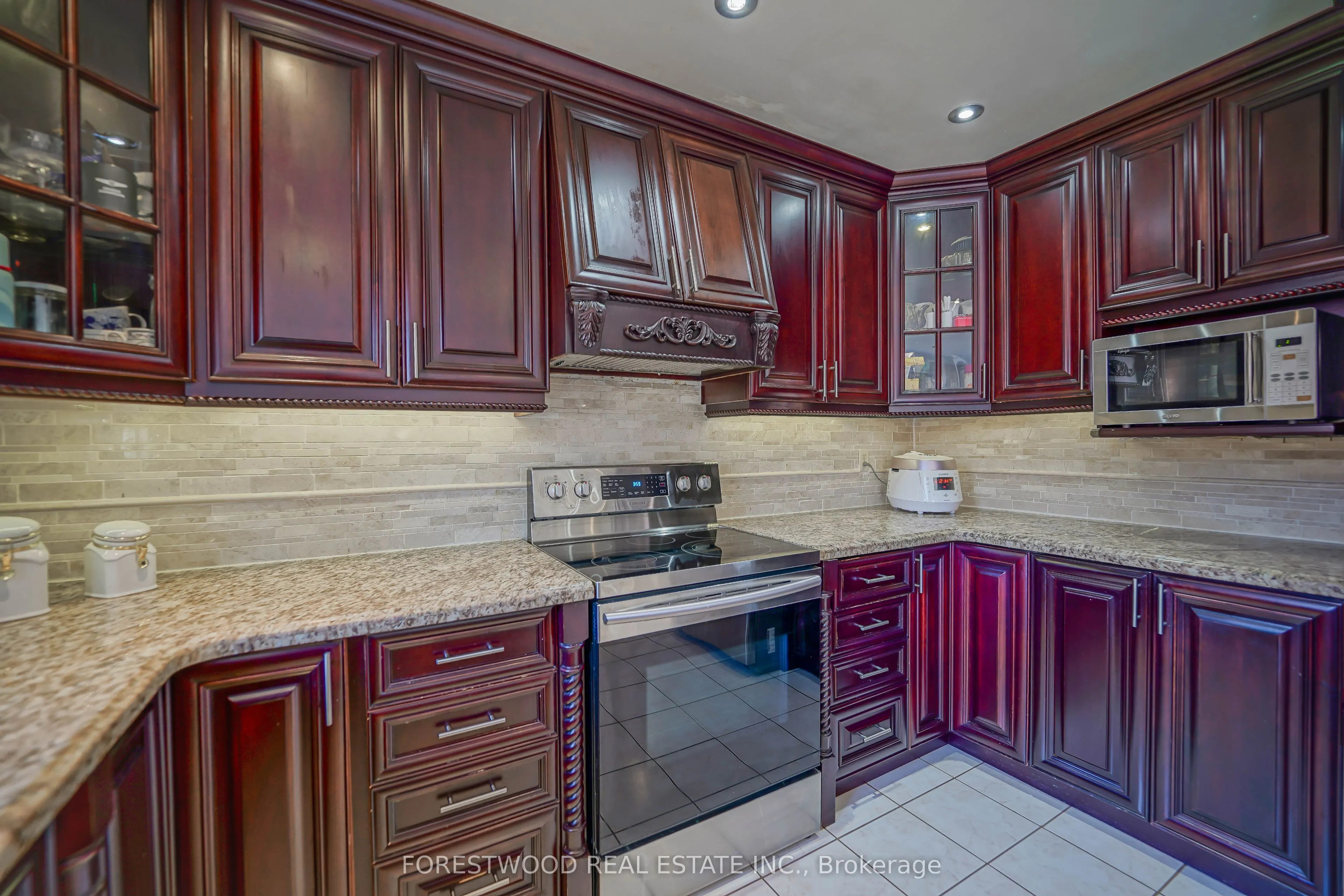 4376 Guildwood Way