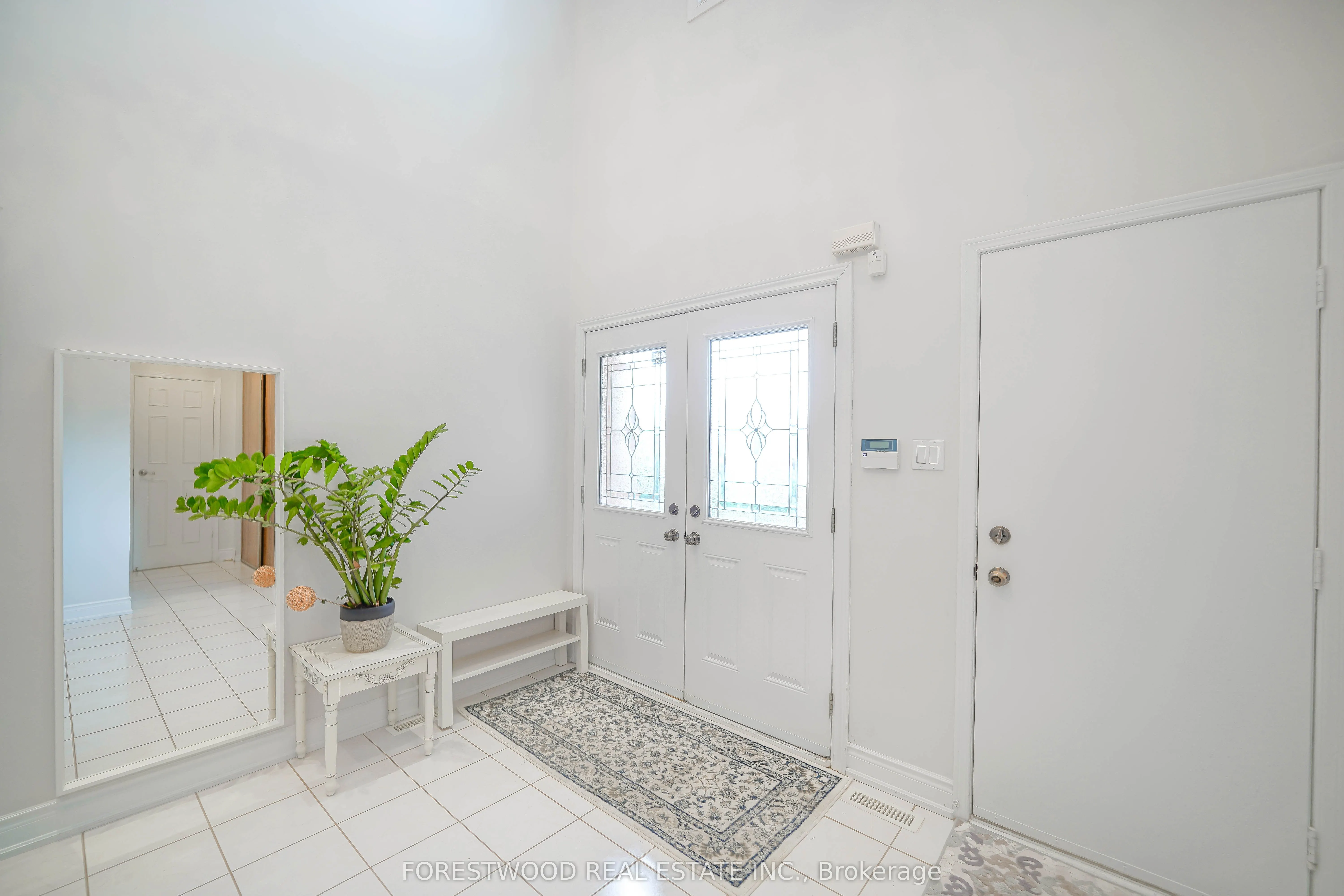 4376 Guildwood Way