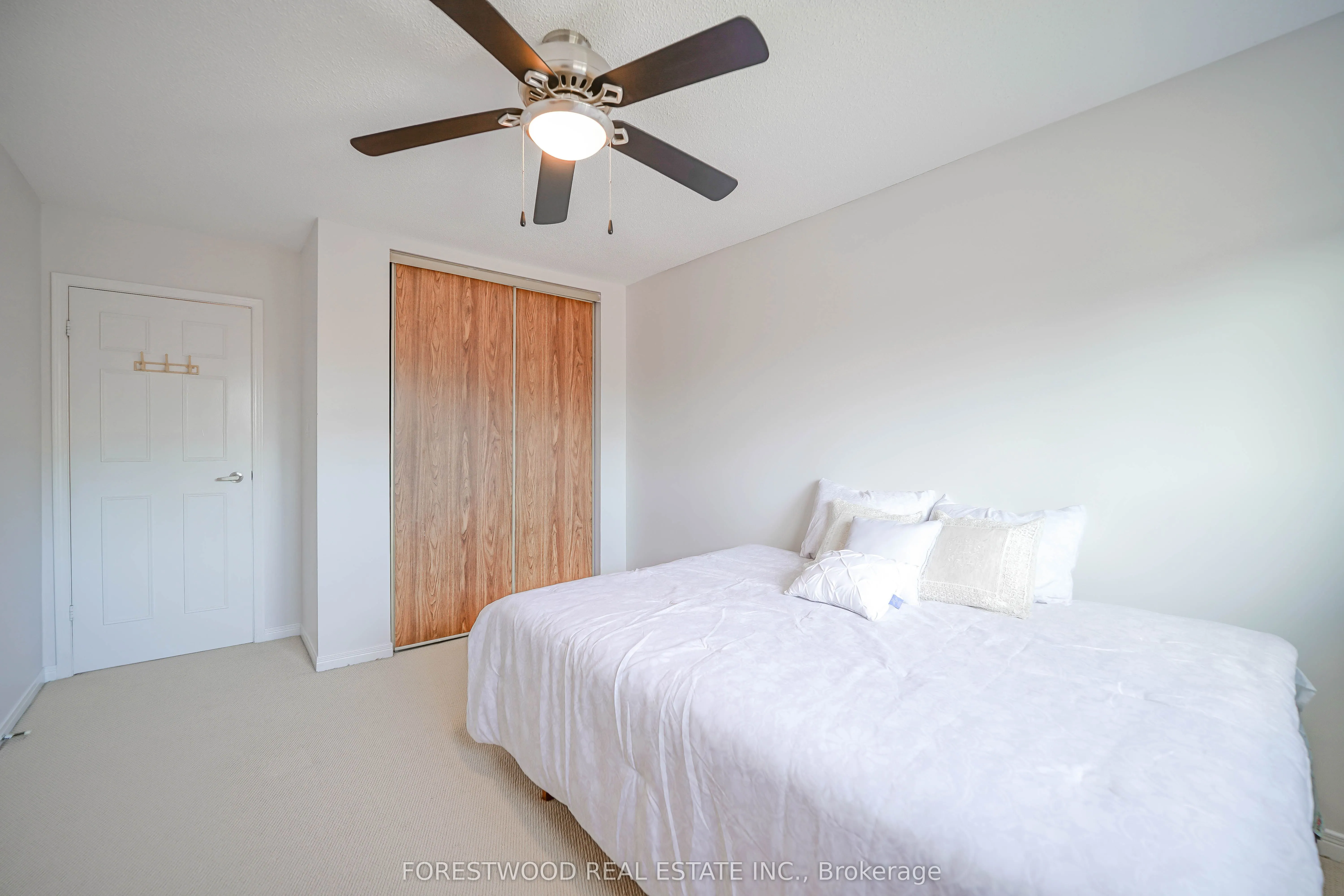 4376 Guildwood Way