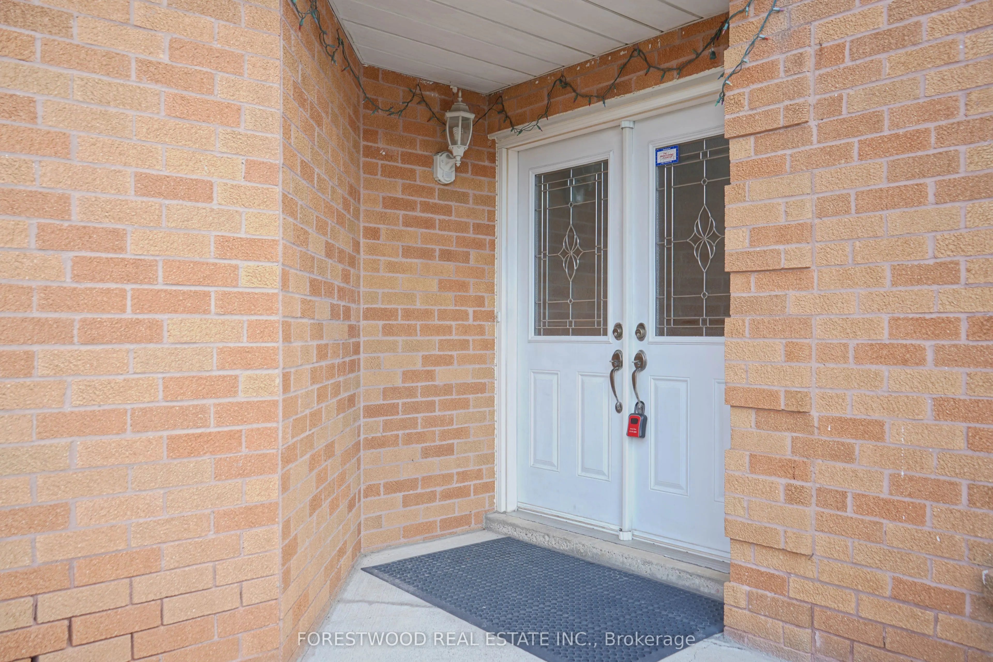 4376 Guildwood Way
