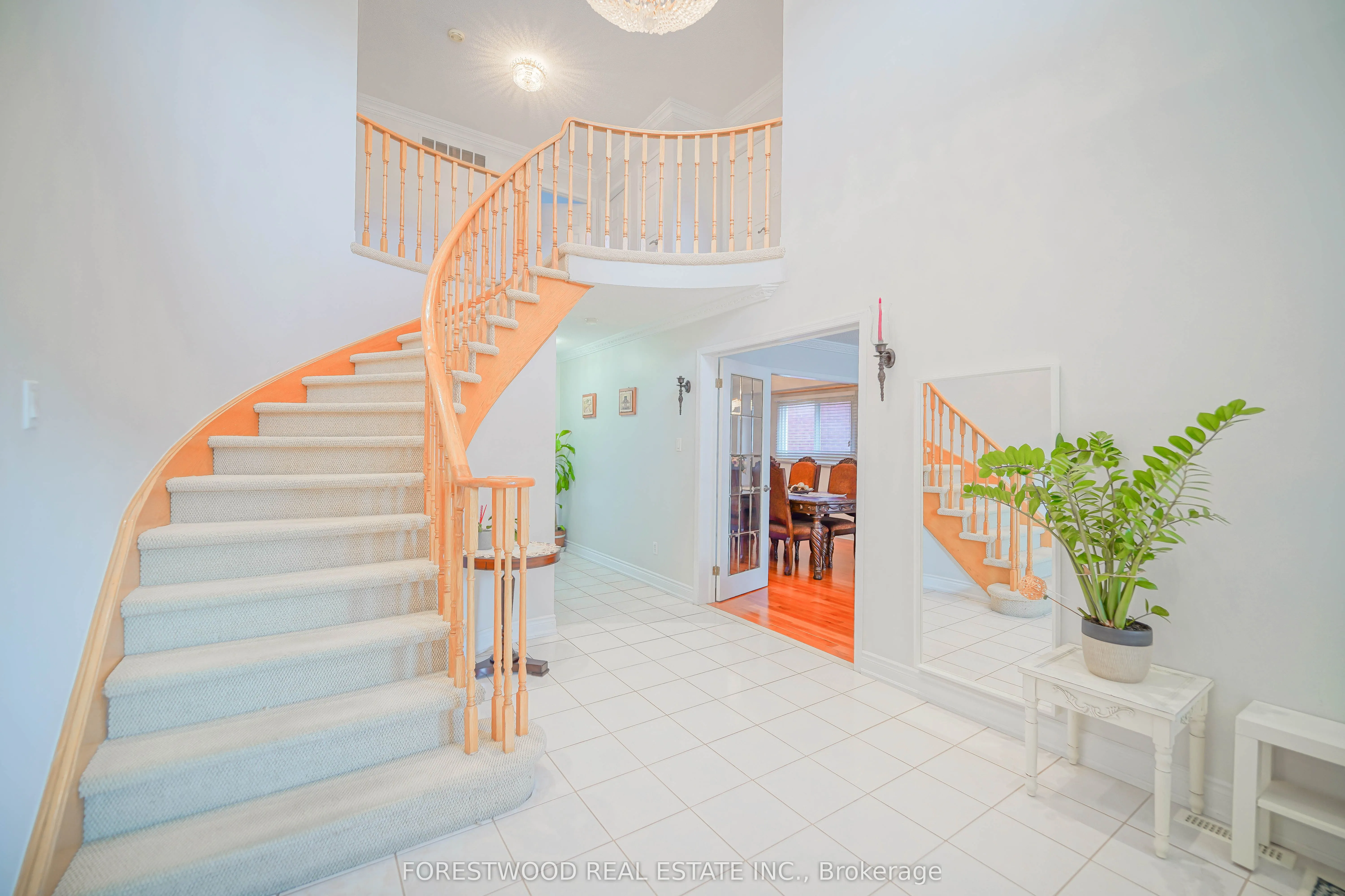 4376 Guildwood Way