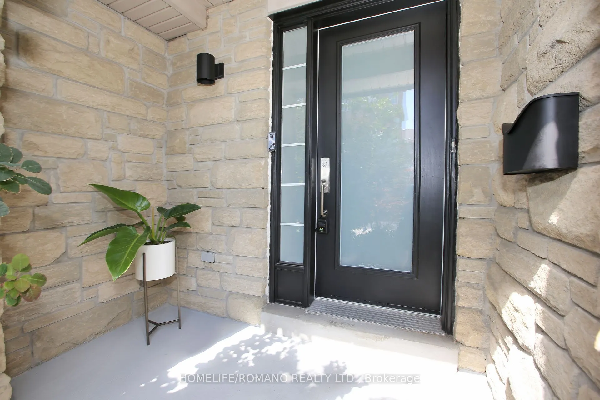 14 Ramage Lane