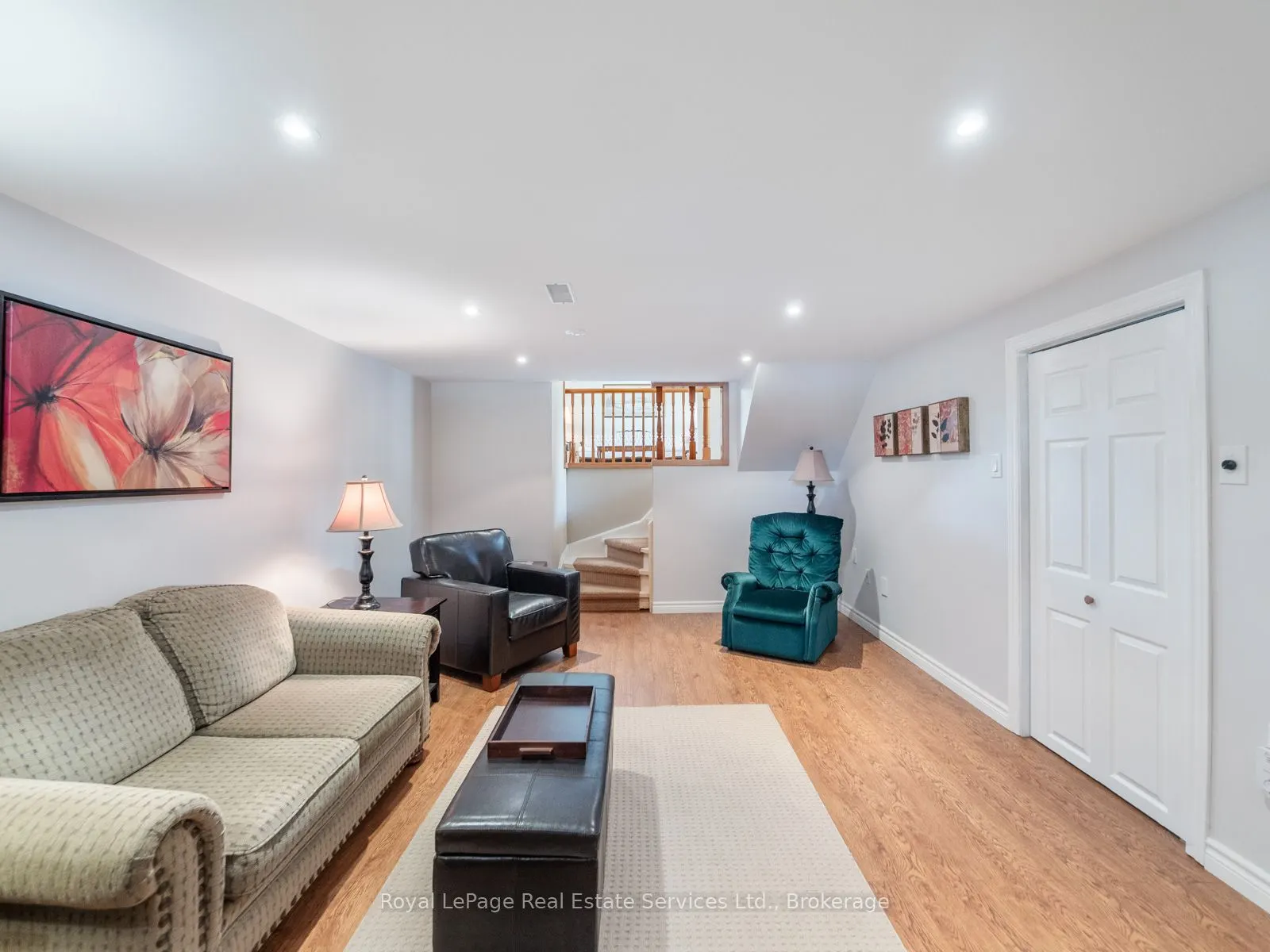 1 Mosswood Lane