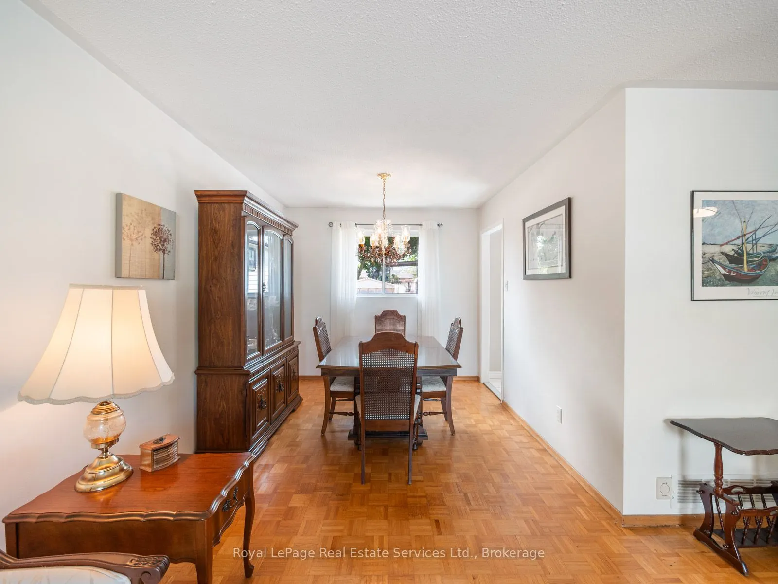 1 Mosswood Lane