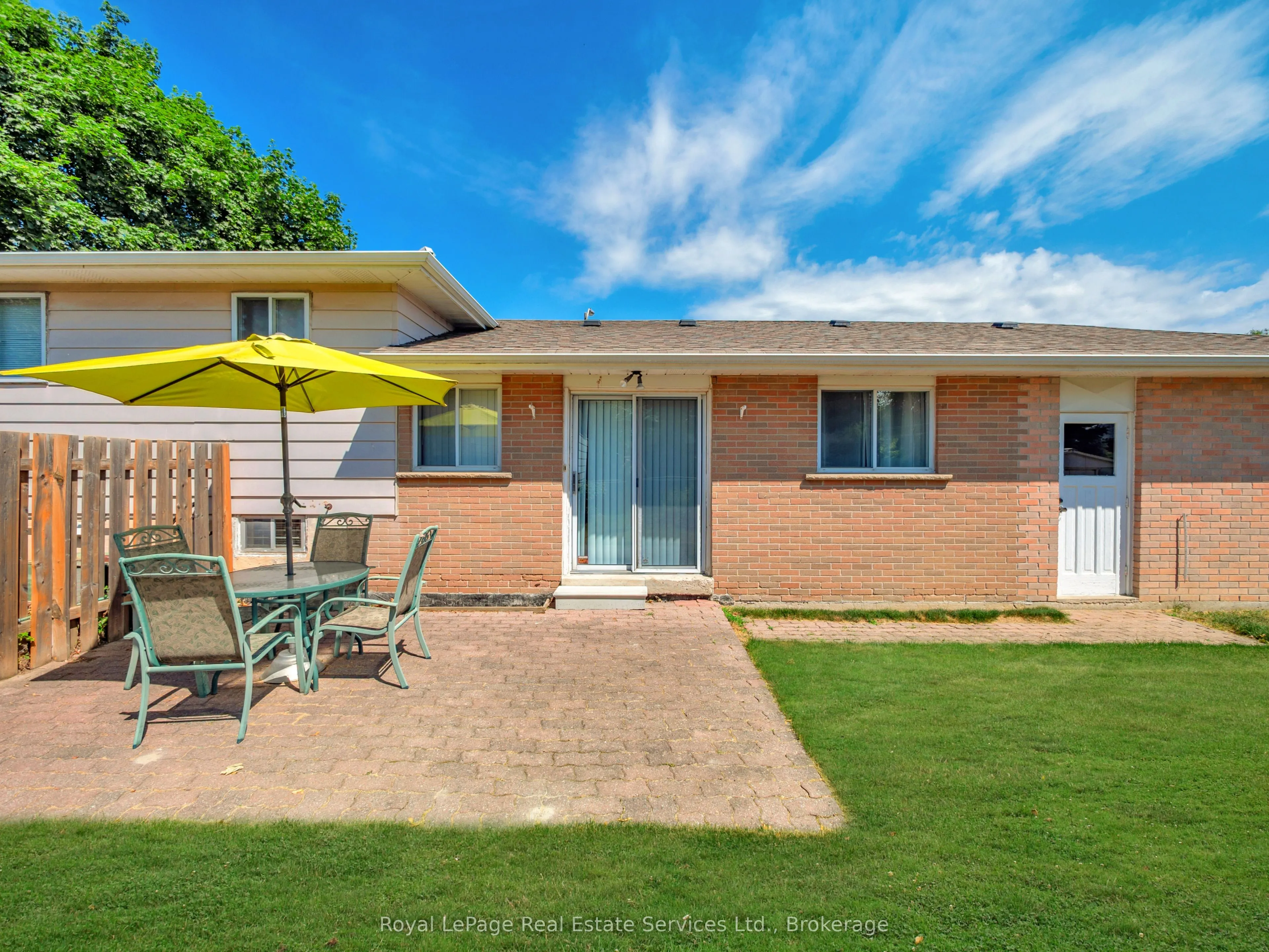 1 Mosswood Lane