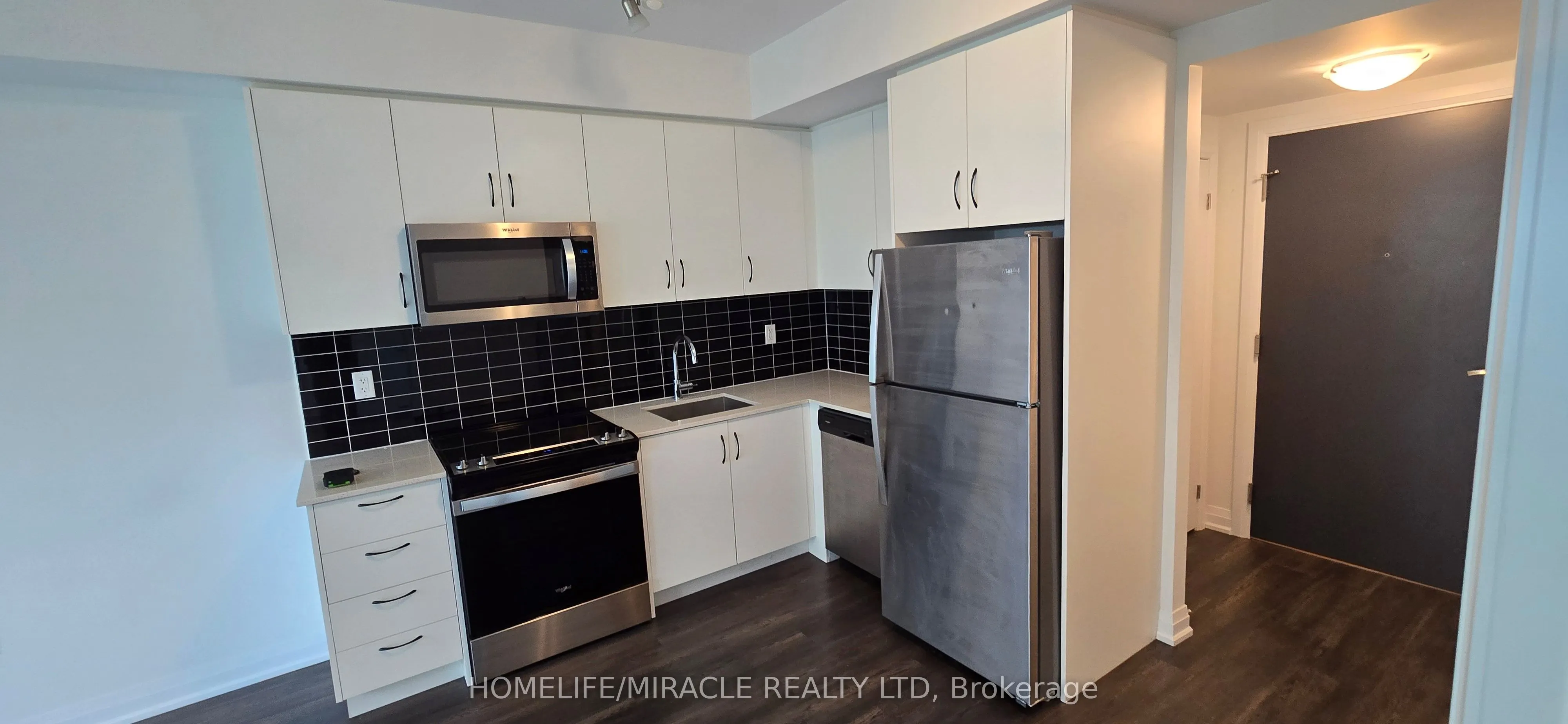 95 Attmar Drive, #105