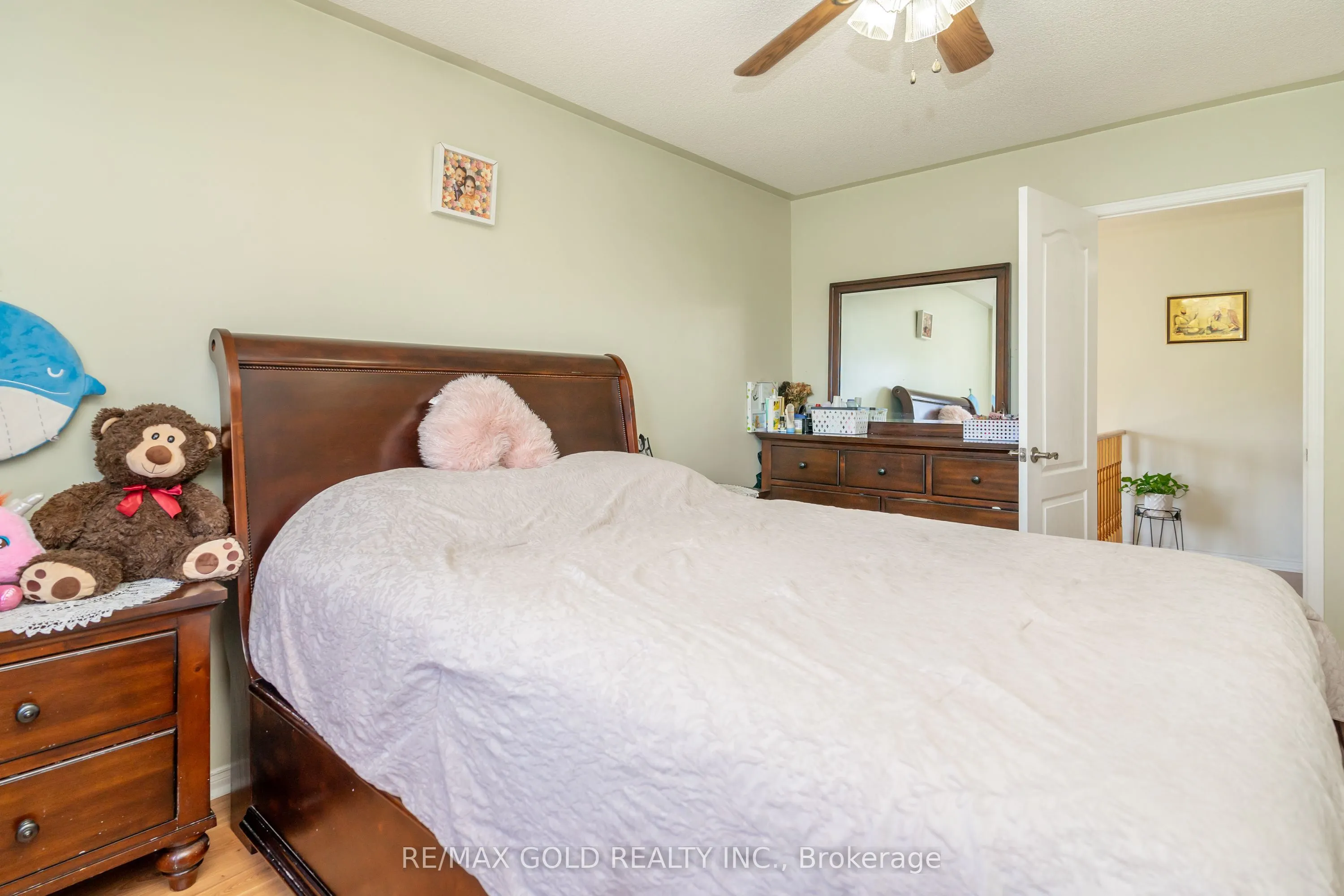 32 Rubysilver Drive