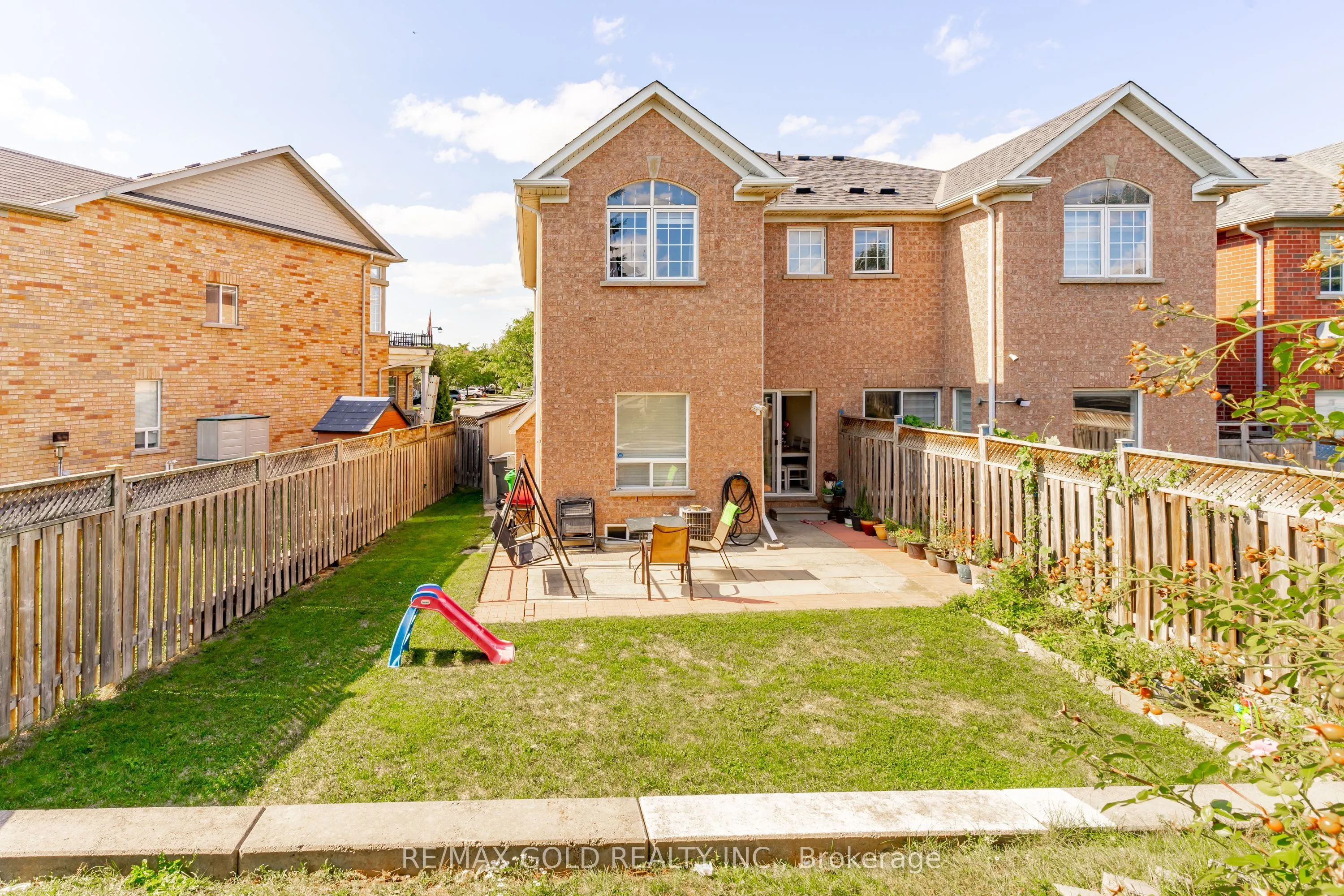 32 Rubysilver Drive