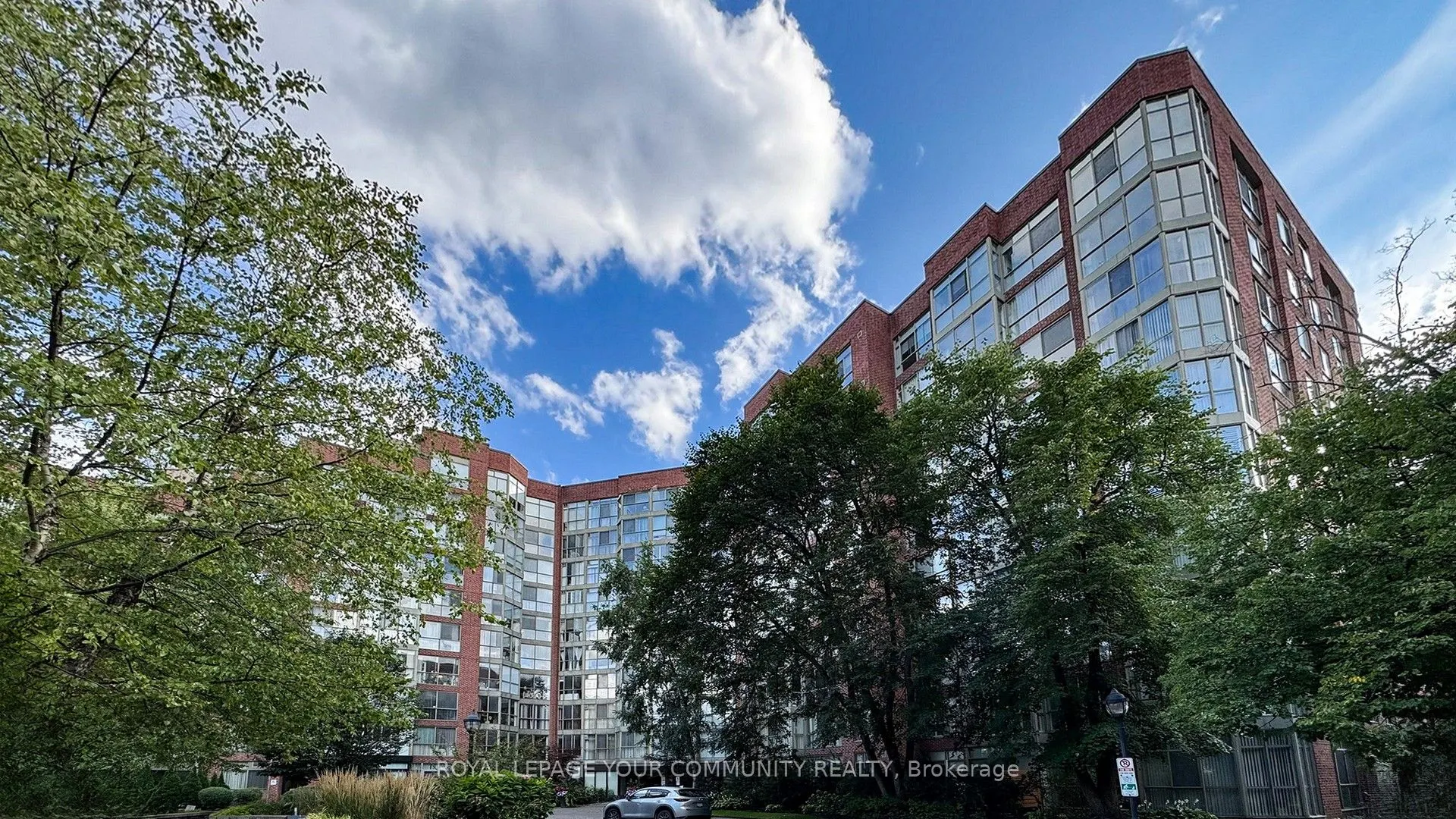 22 Southport Street, #233