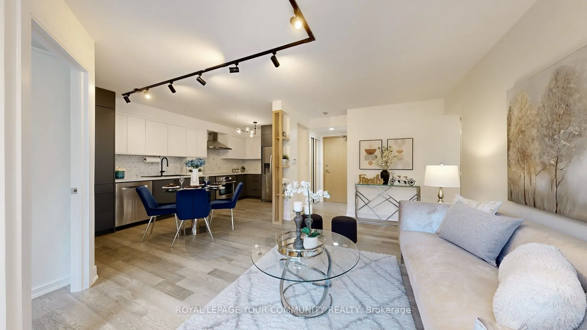 22 Southport Street, #233