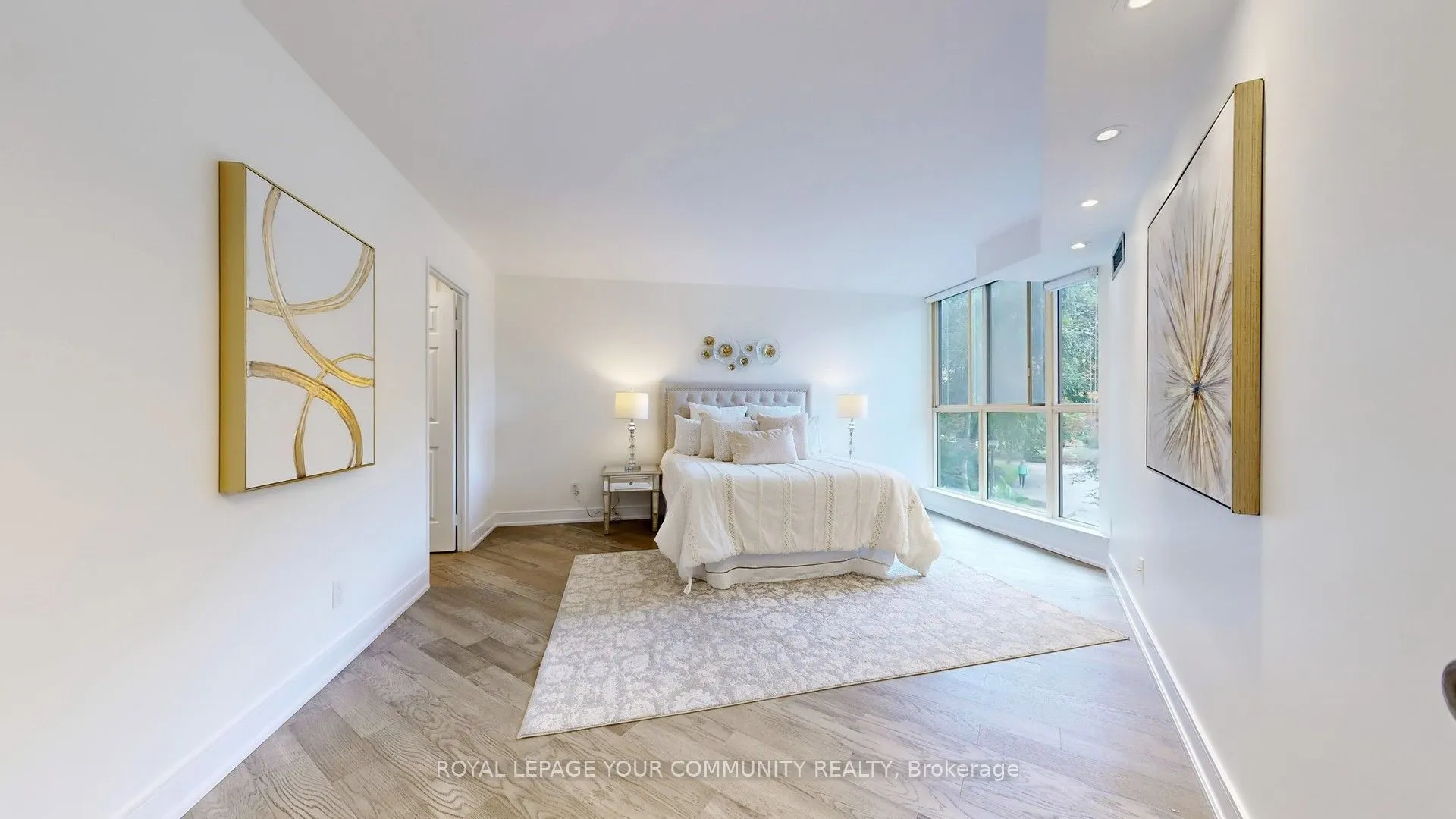 22 Southport Street, #233
