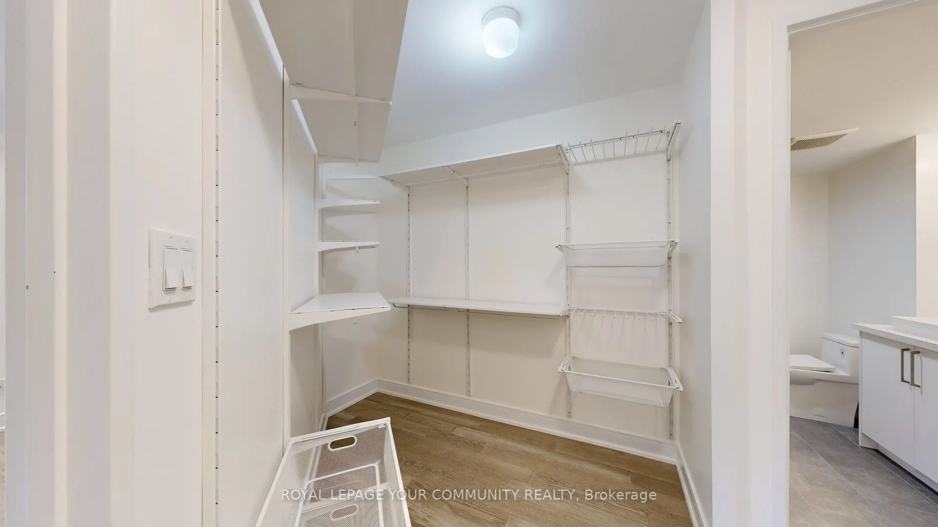 22 Southport Street, #233