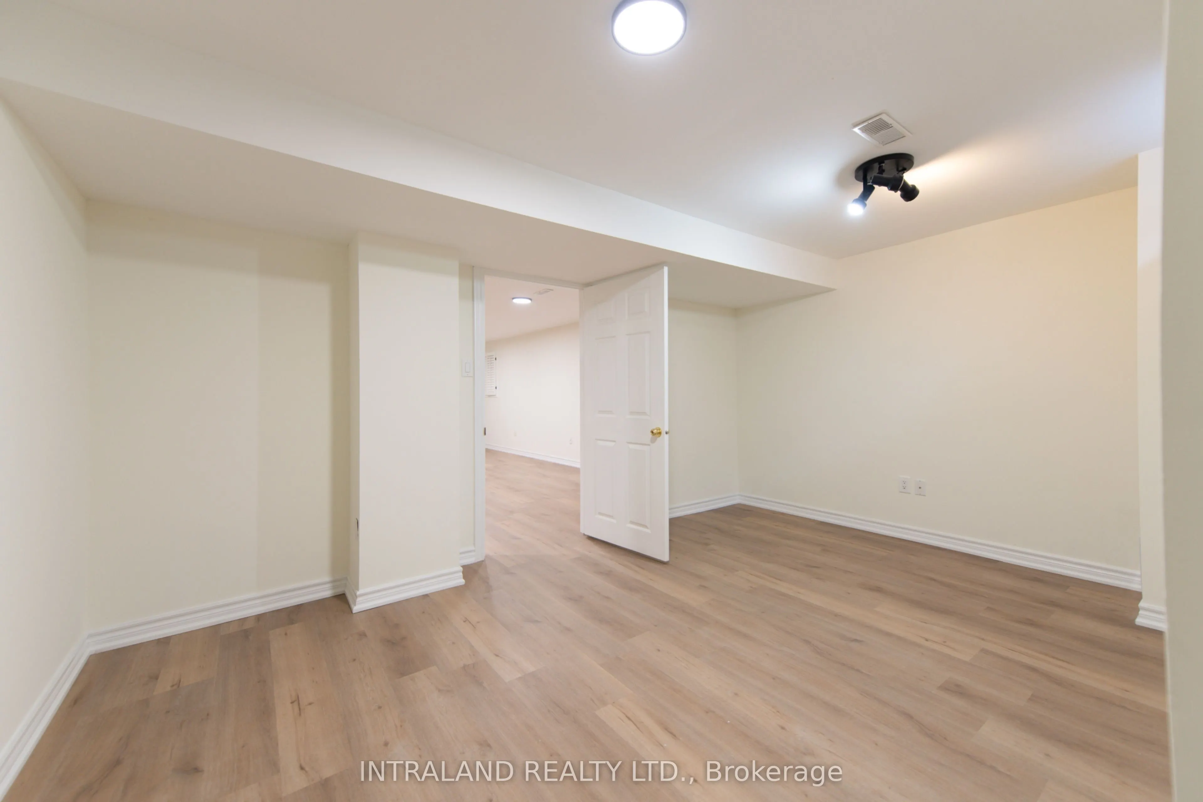 109 Vivians Crescent