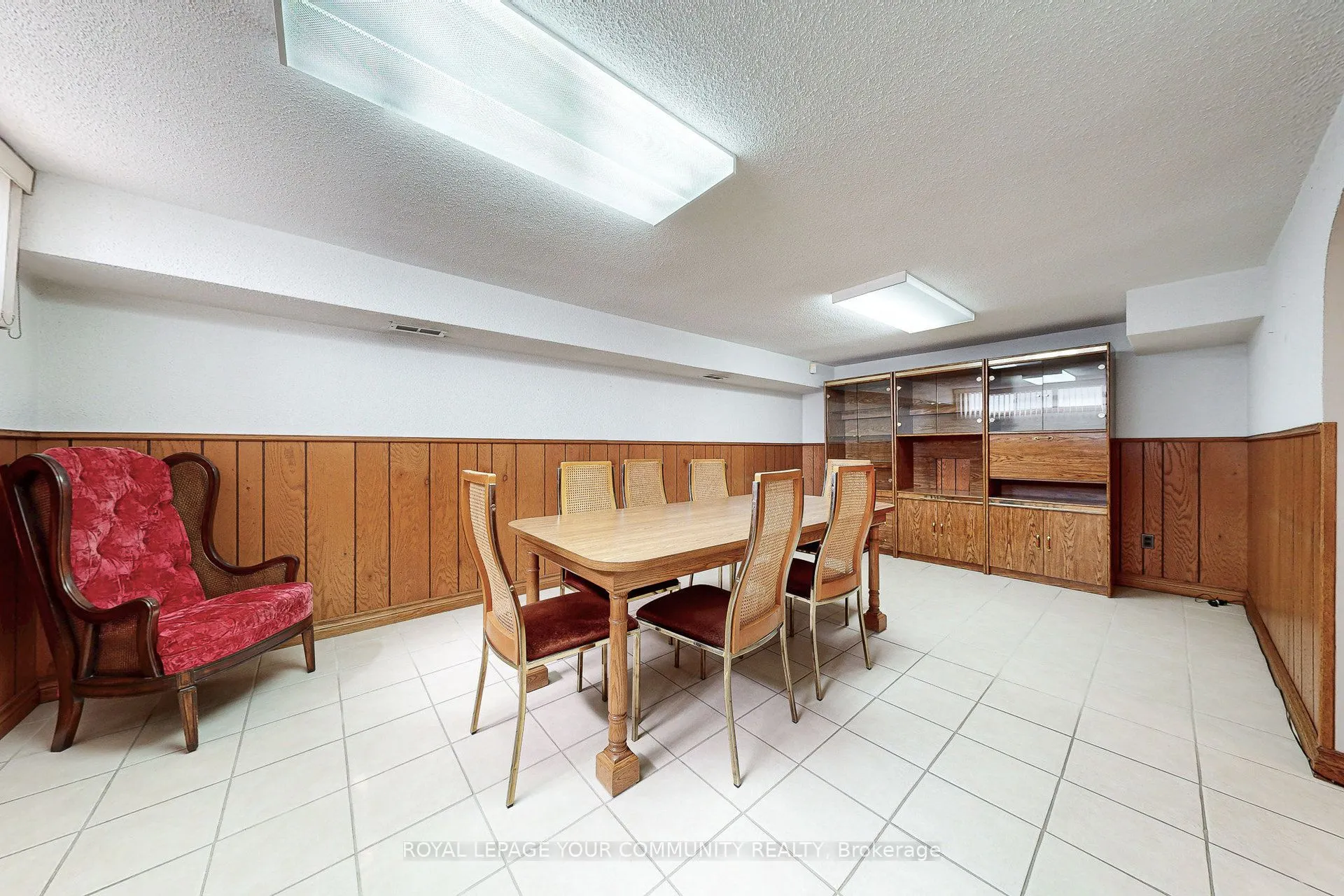 2 Maryport Avenue