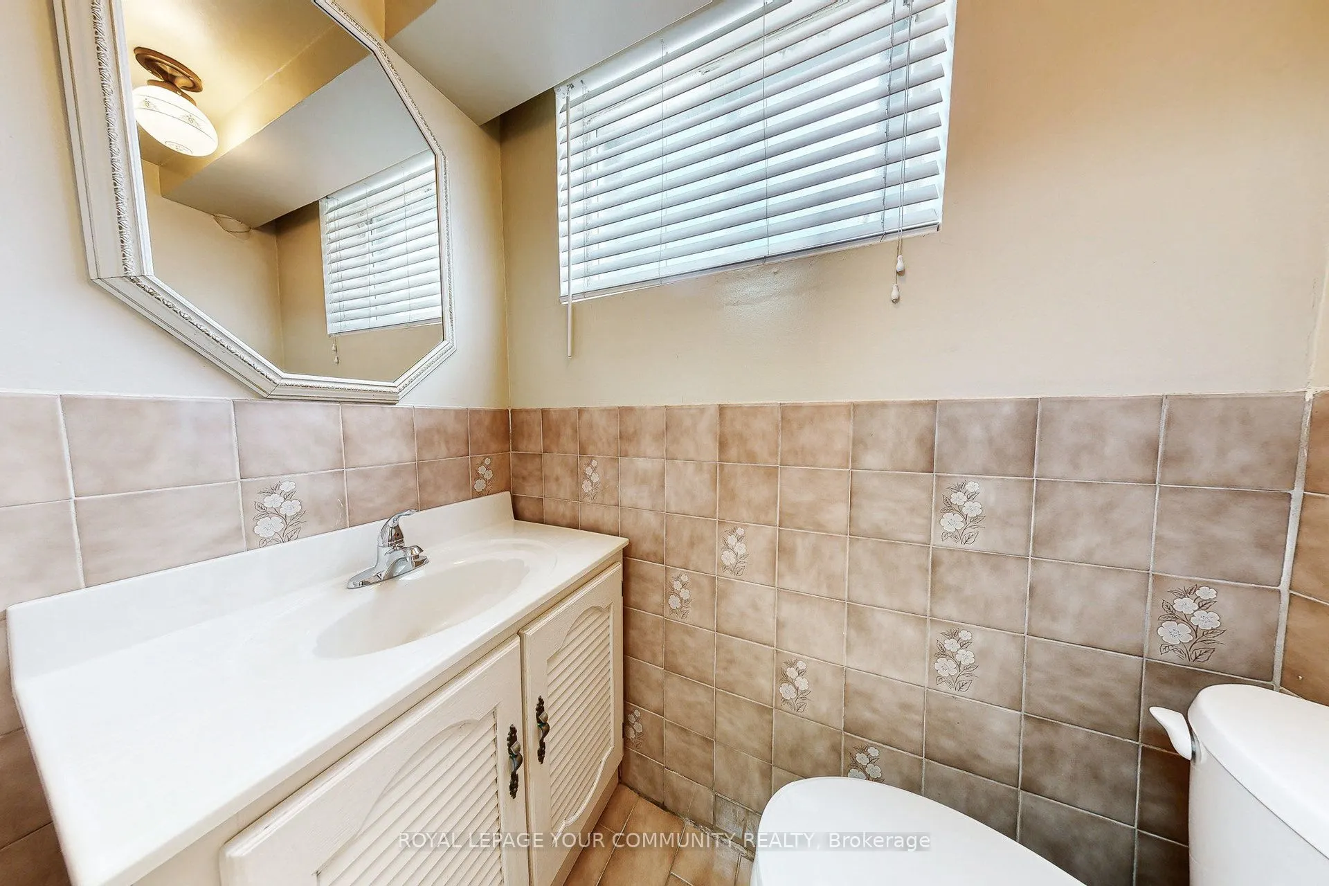 2 Maryport Avenue