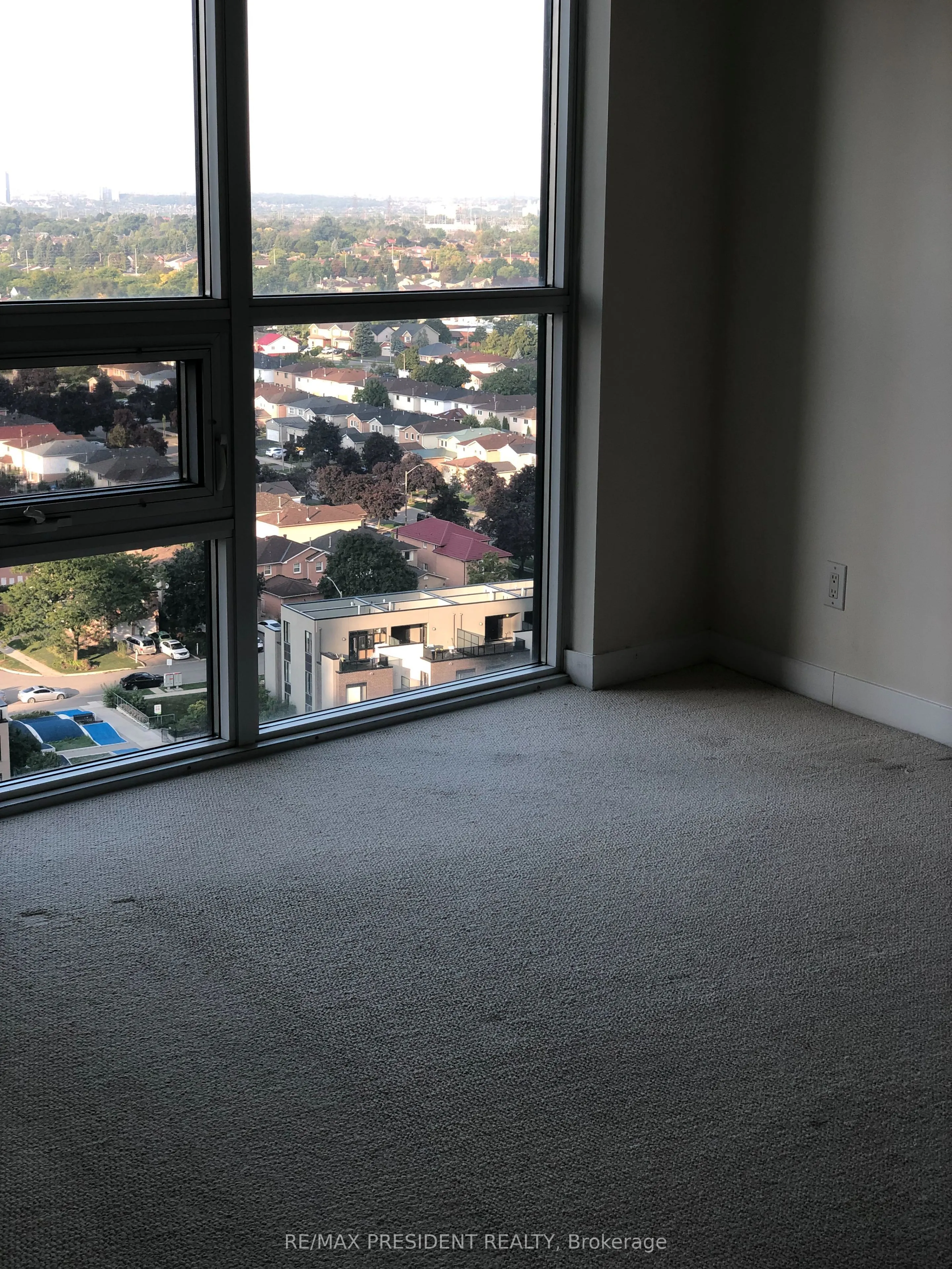 510 Curran Place, #1502