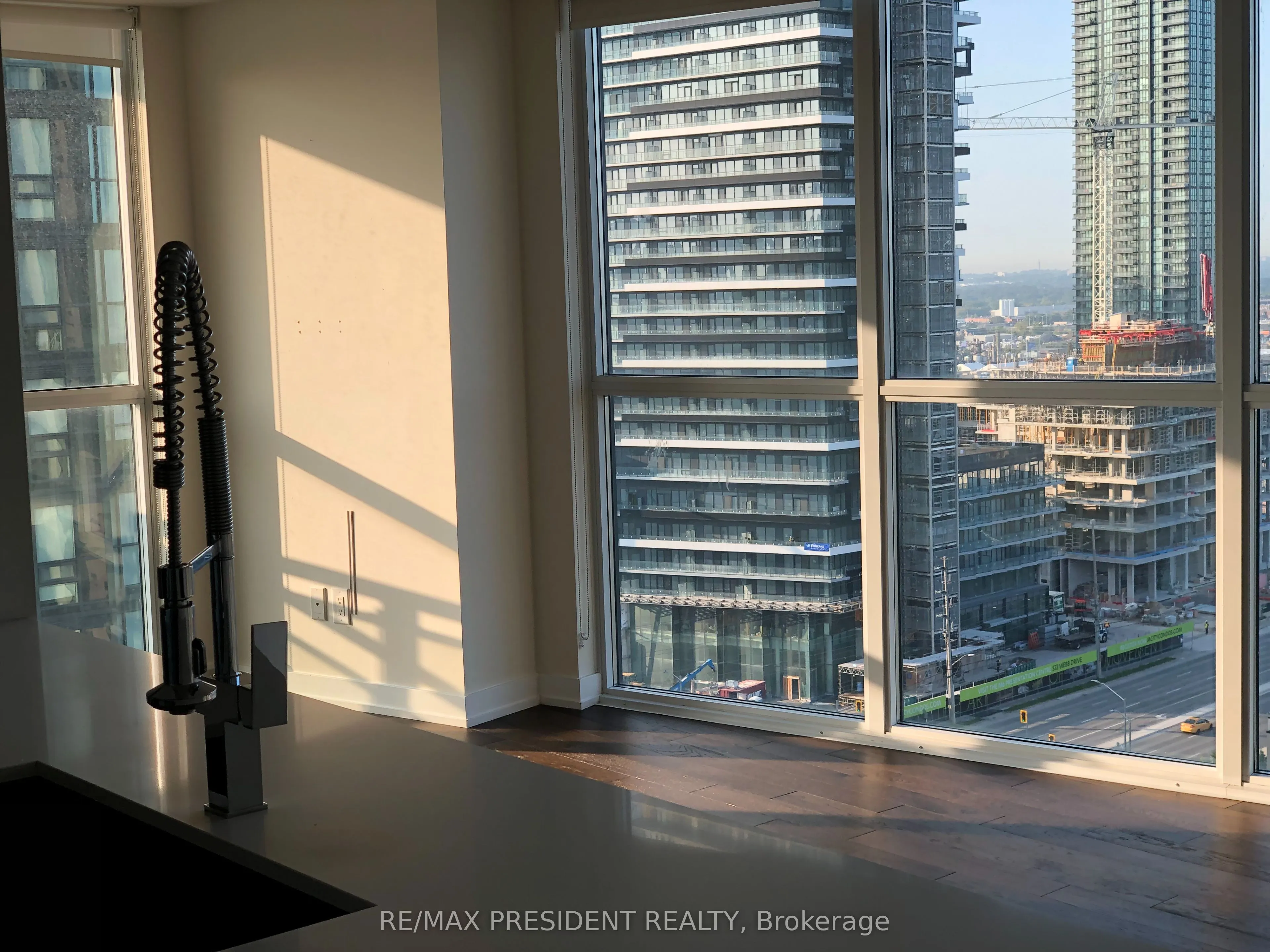 510 Curran Place, #1502
