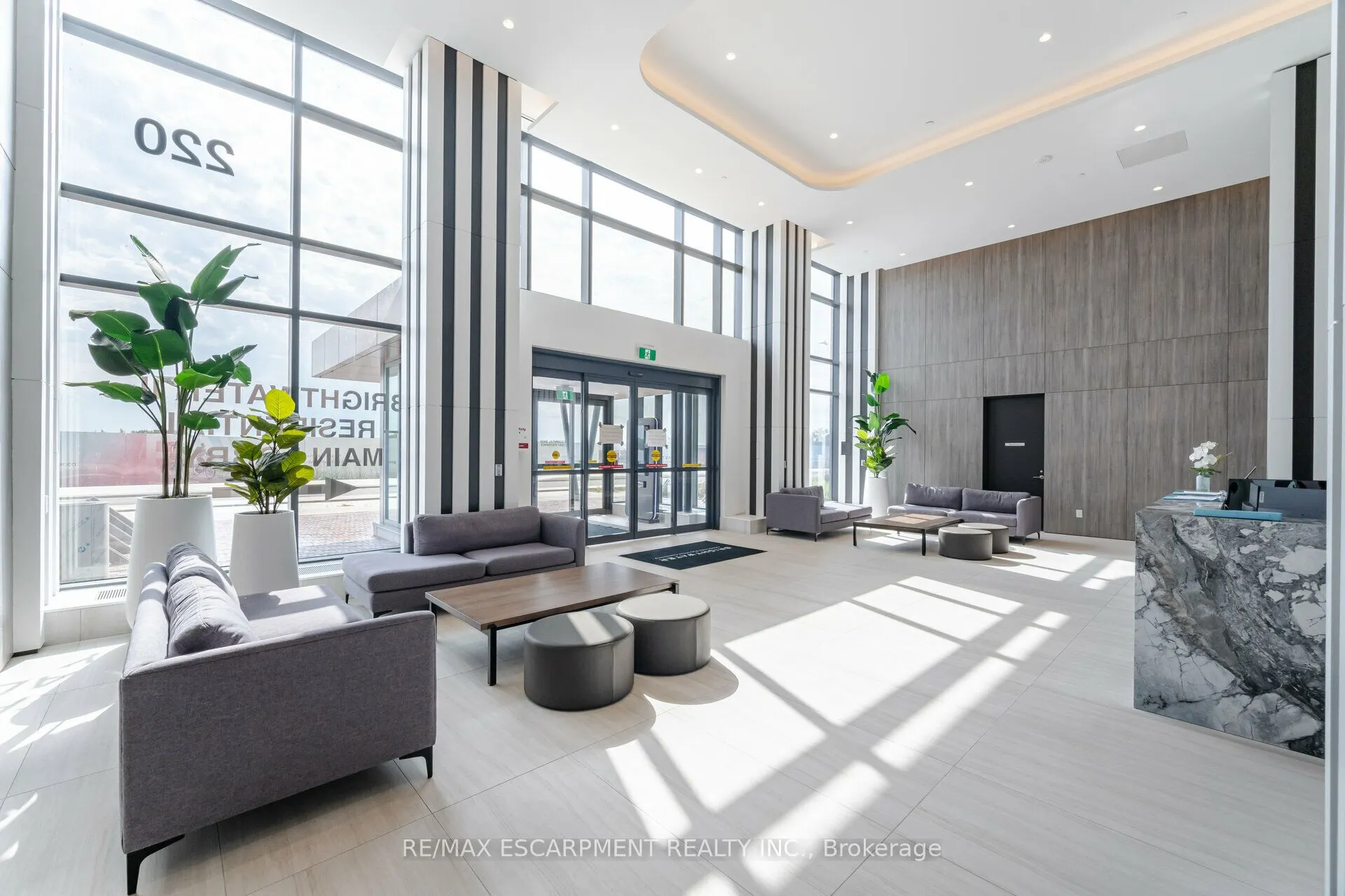 220 Missinnihe Way, #1411