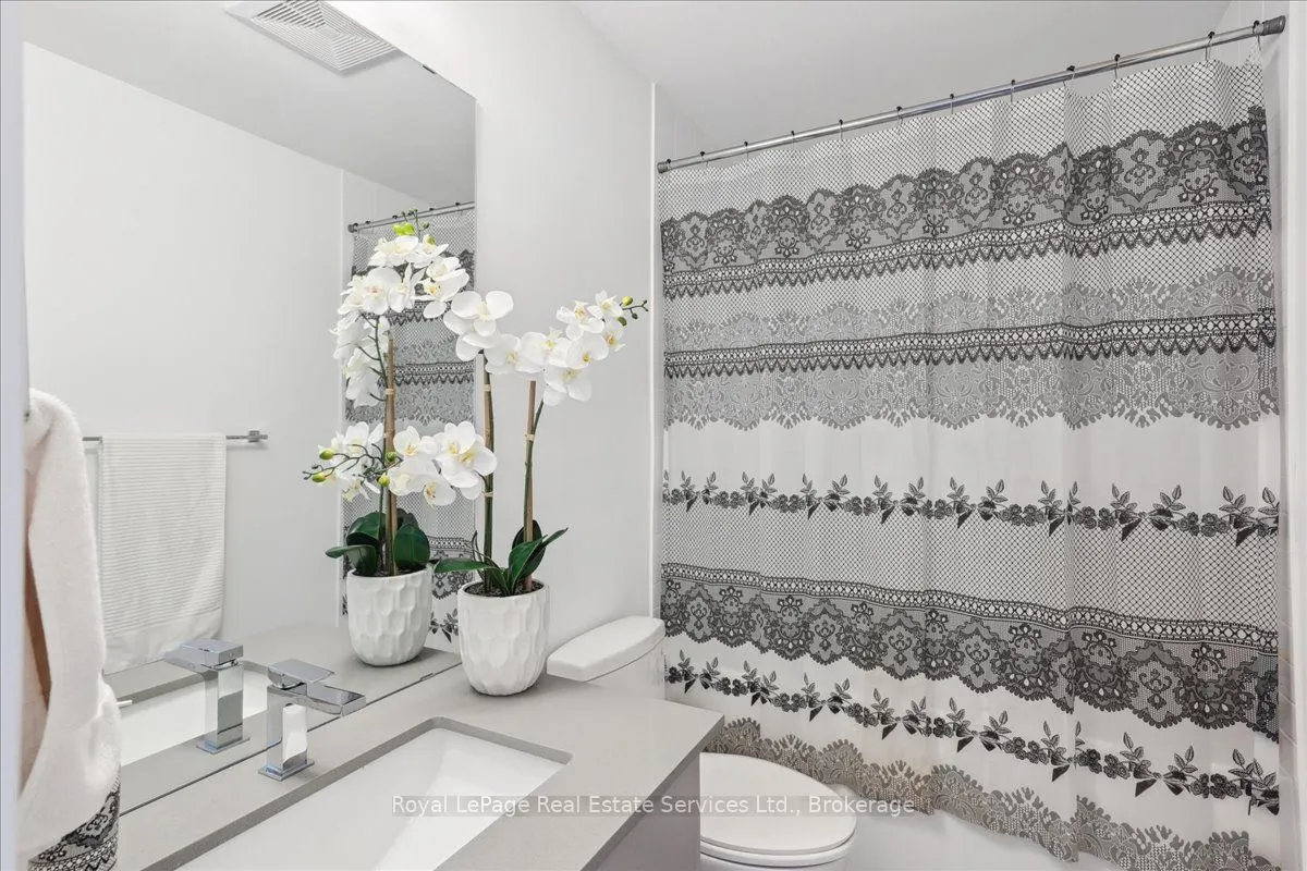2489 Taunton Road, #1112