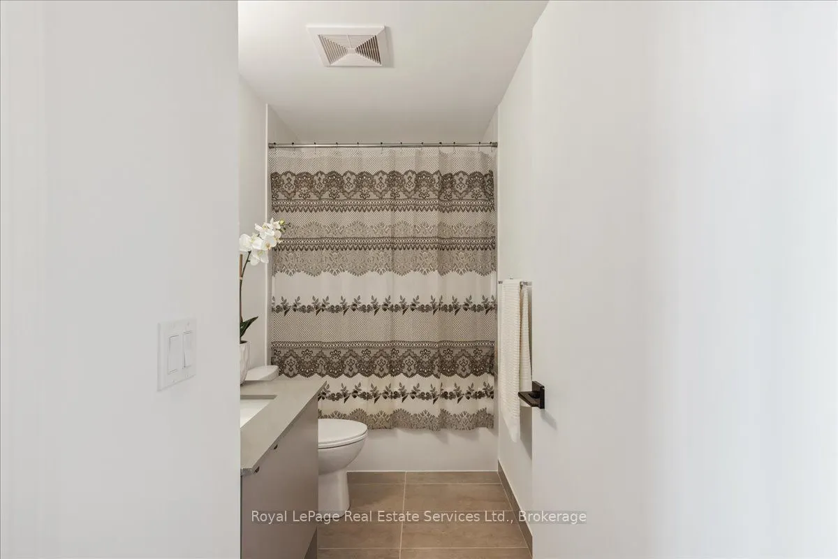 2489 Taunton Road, #1112