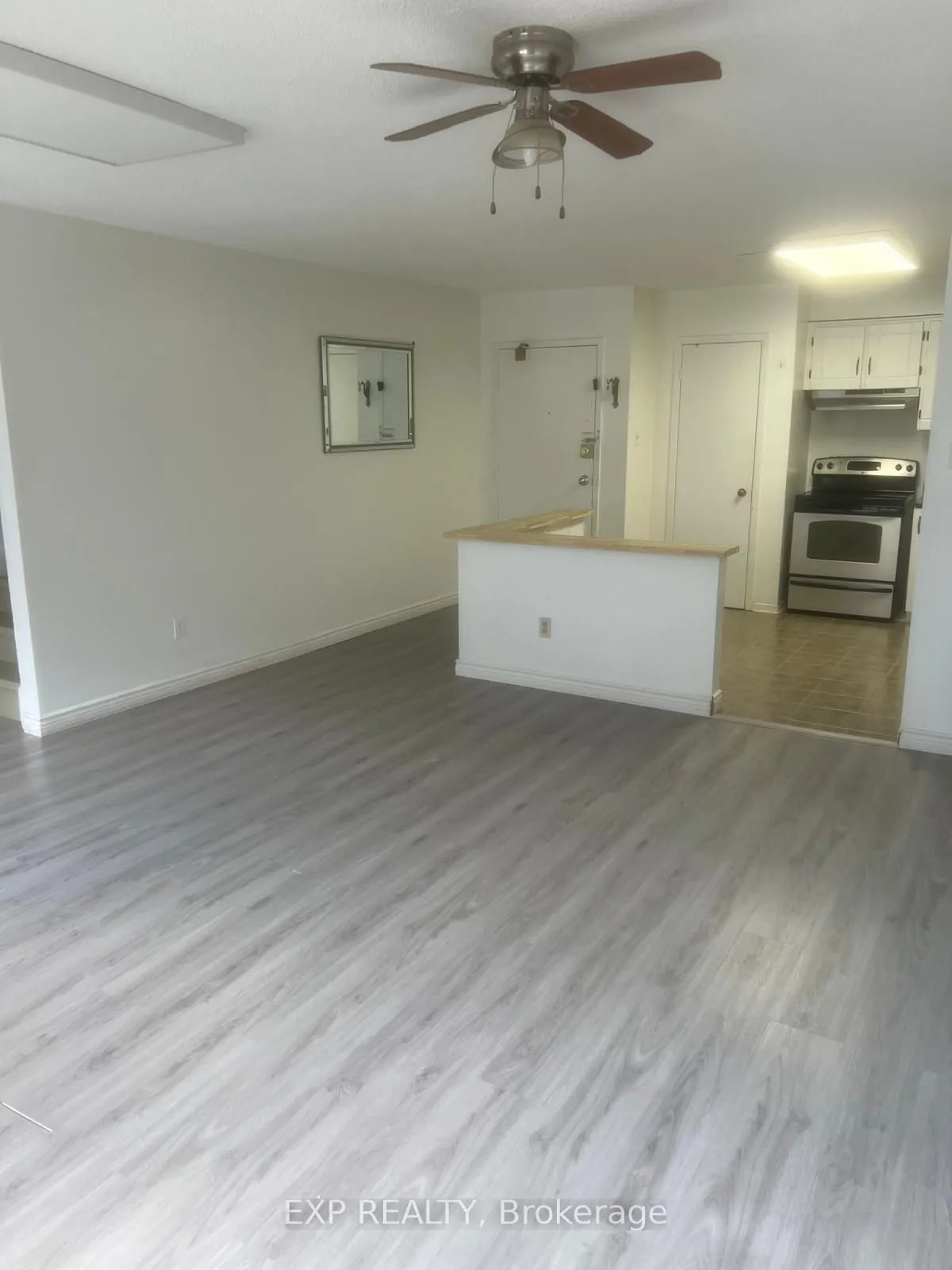 4140 Dundas Street W