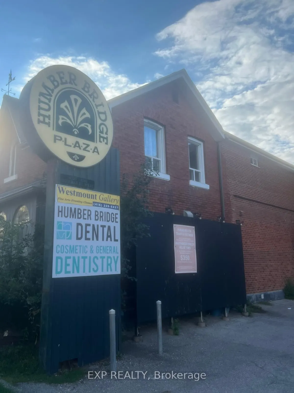 4140 Dundas Street W