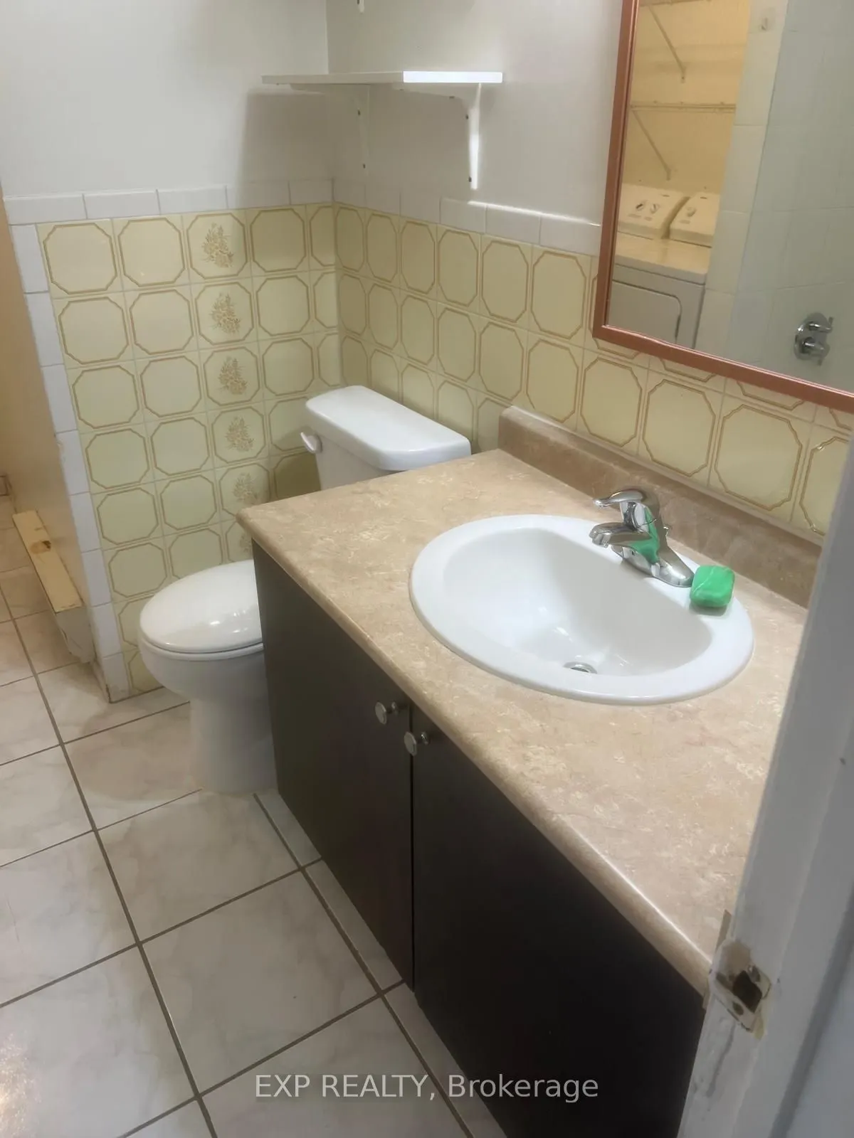 4140 Dundas Street W