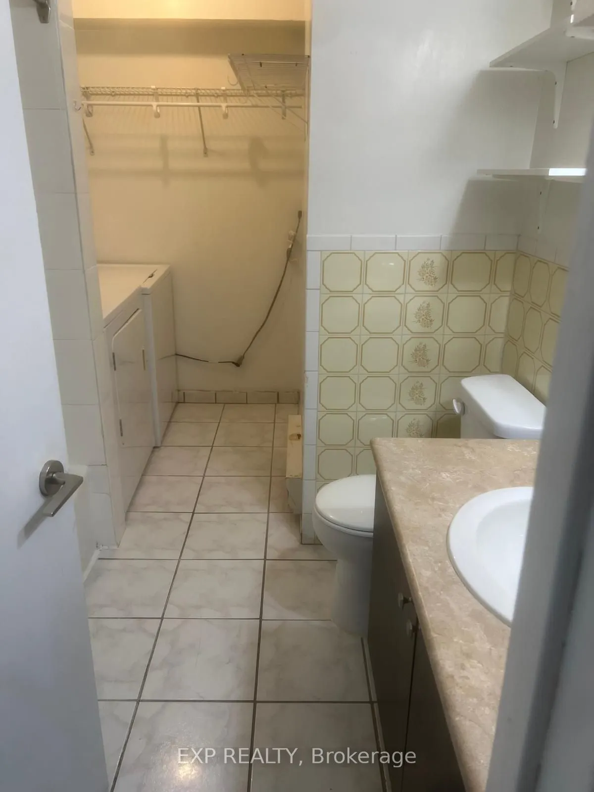 4140 Dundas Street W