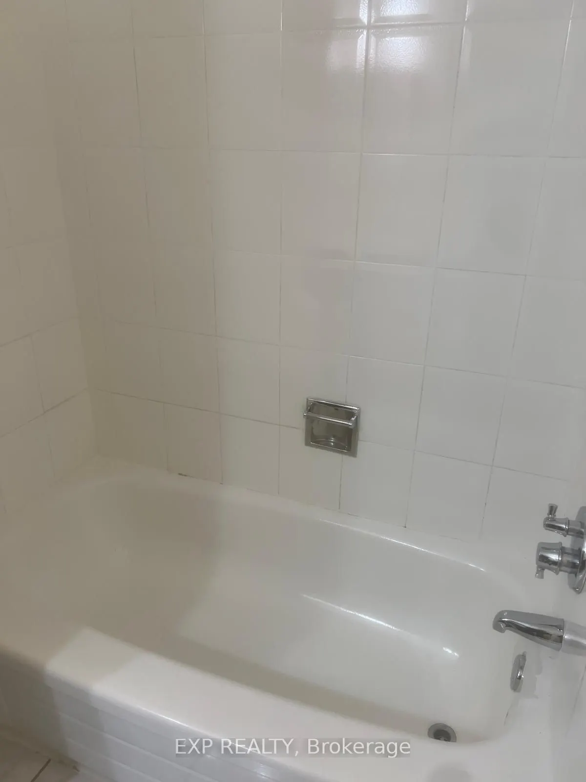 4140 Dundas Street W