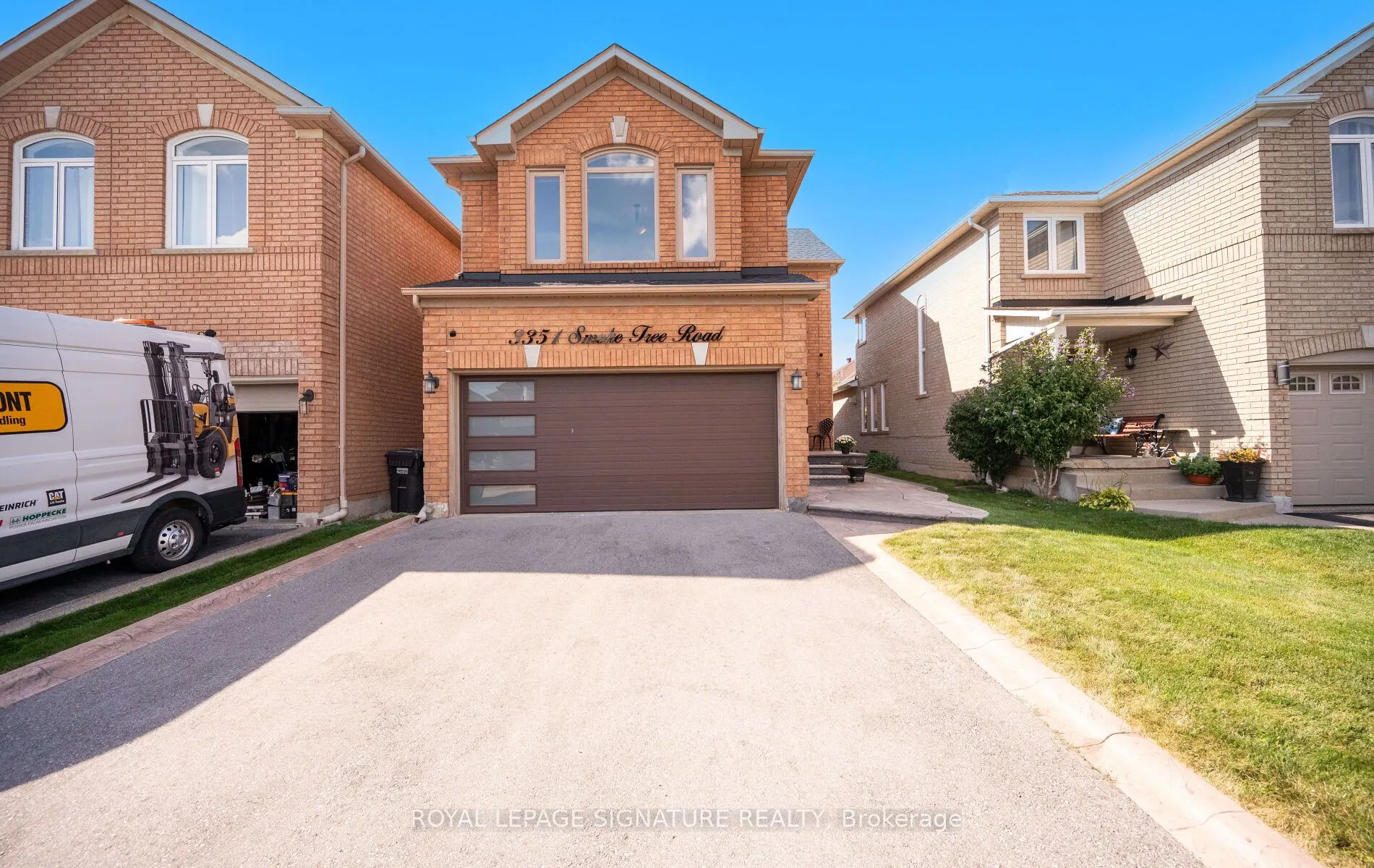 3351 Smoke Tree Road