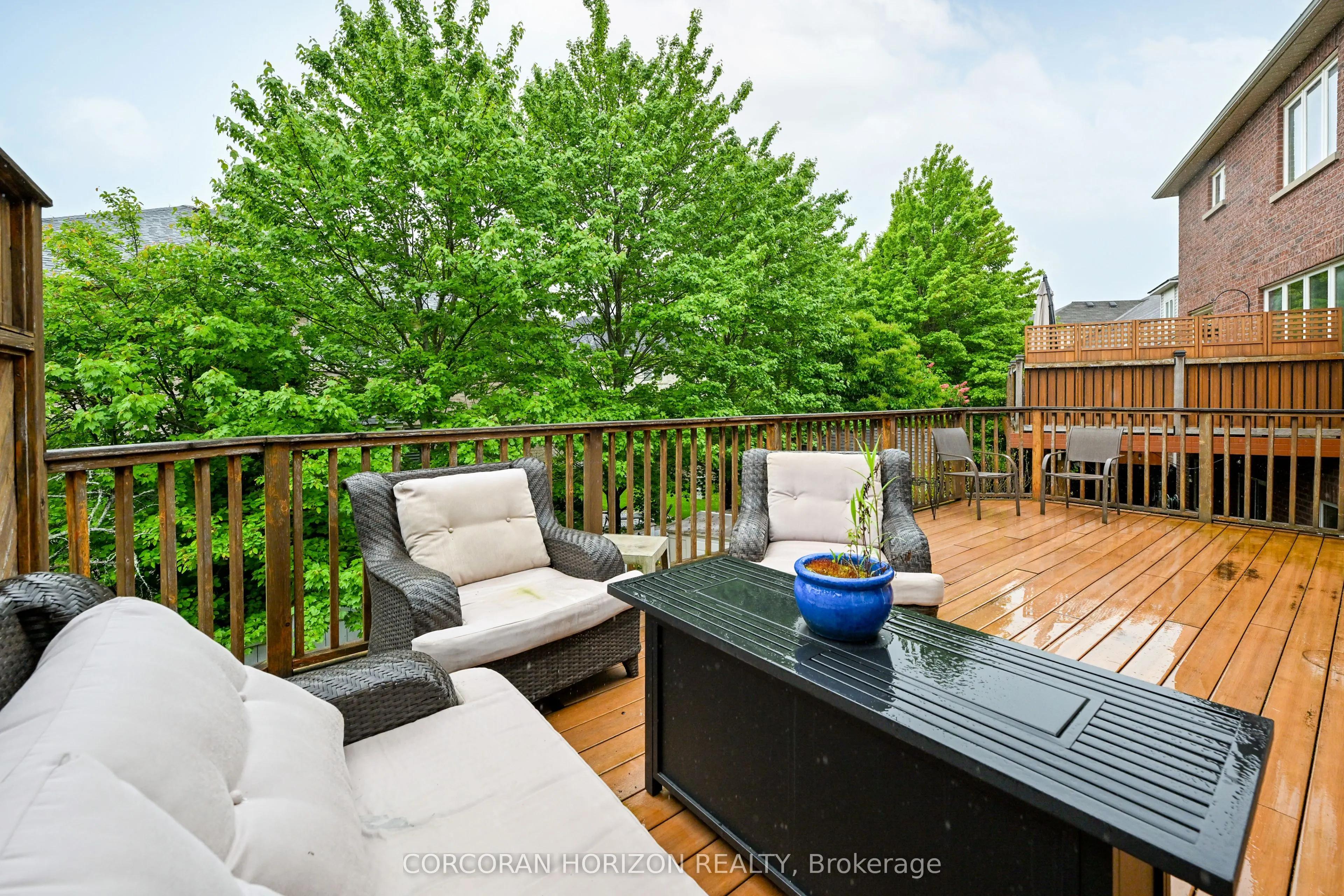 3269 Stocksbridge Avenue