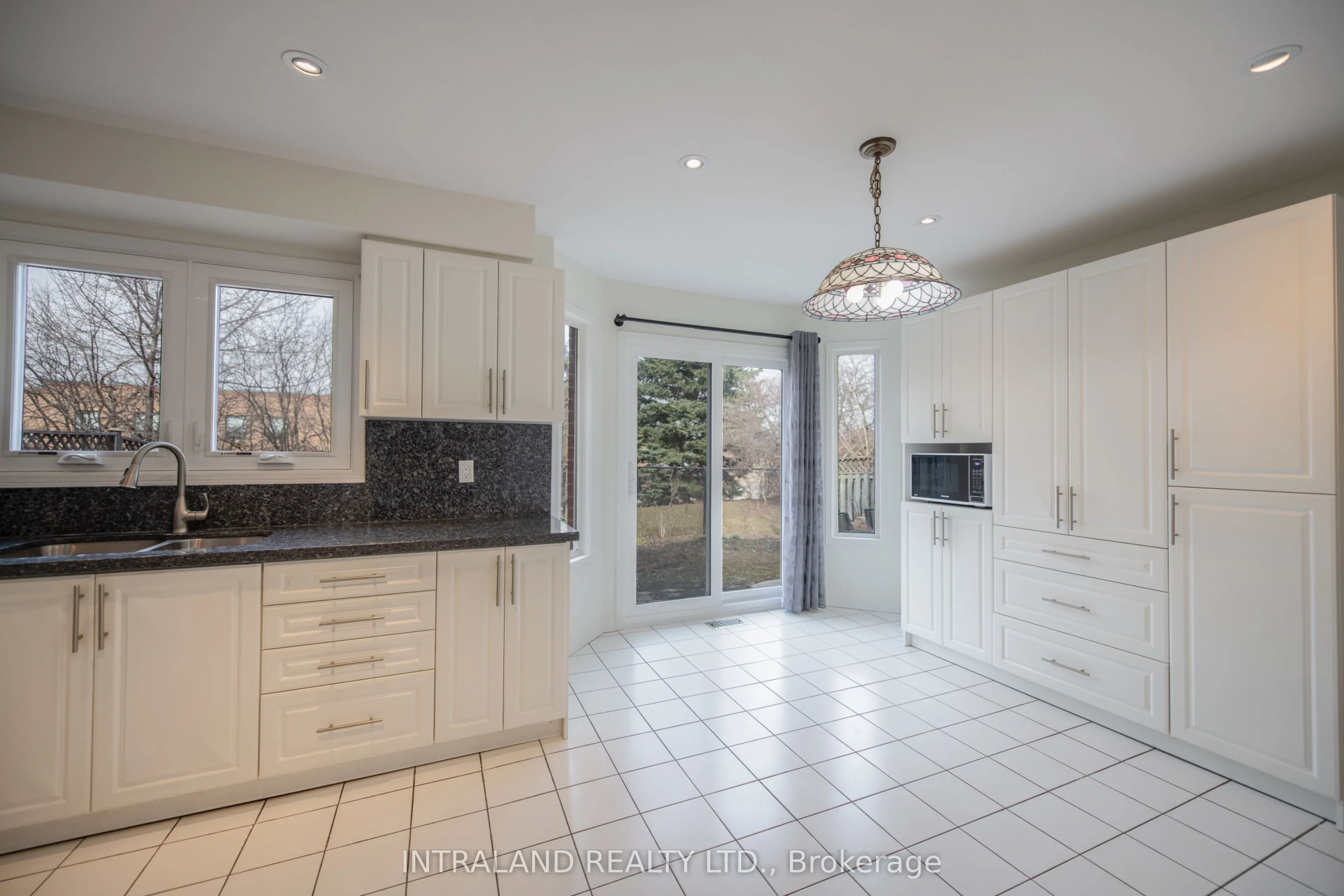 81 Major Wm Sharpe Drive