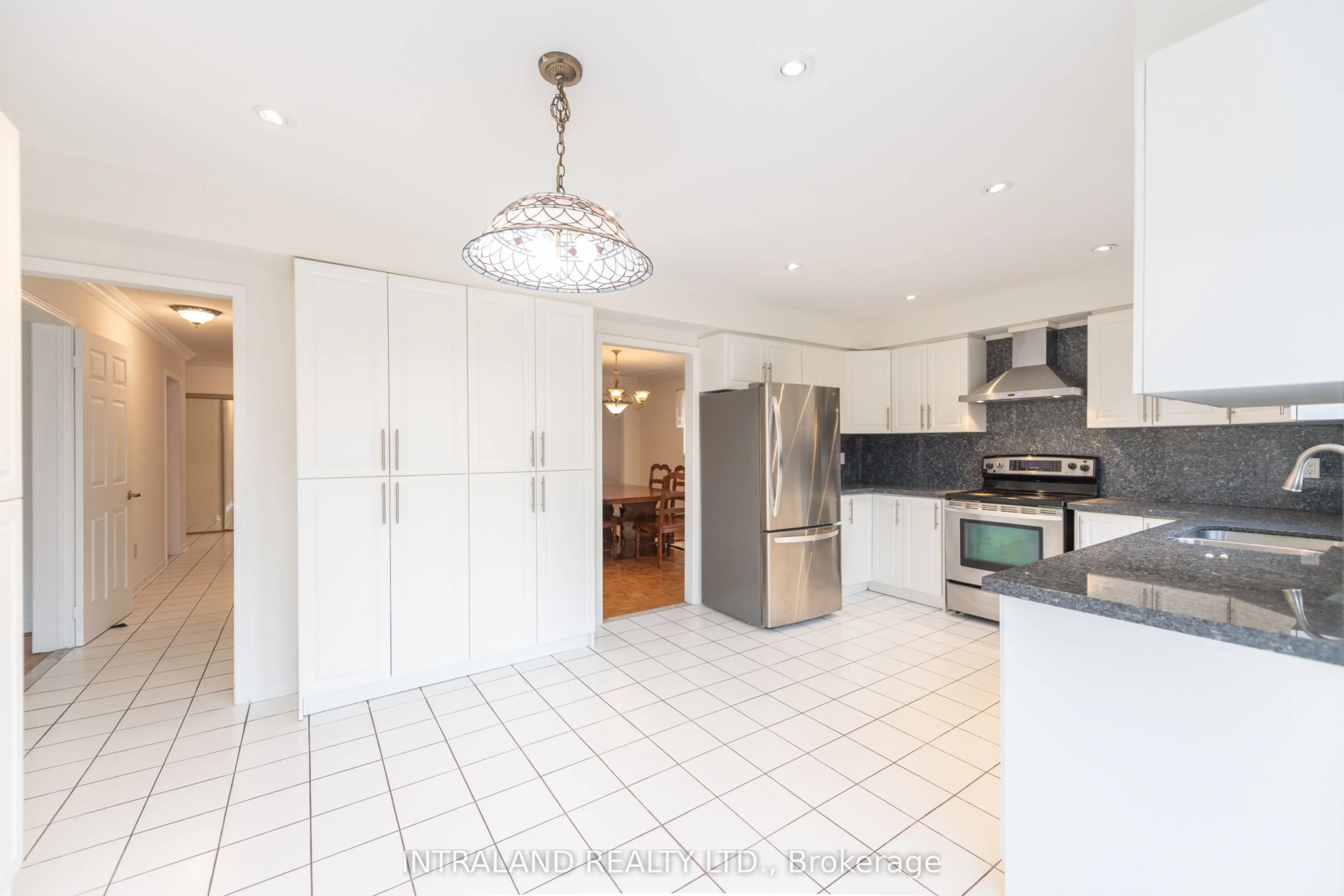 81 Major Wm Sharpe Drive